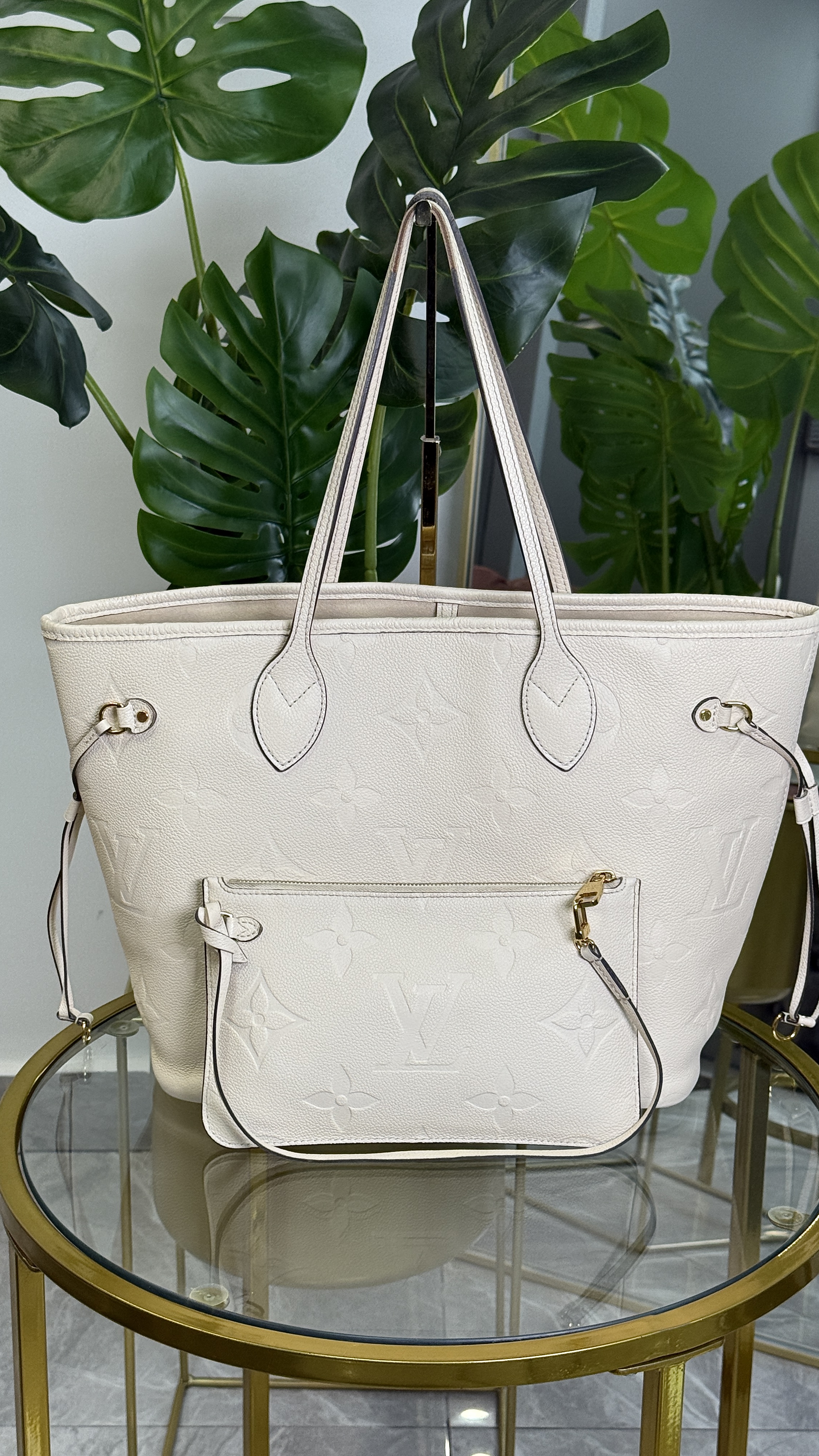 Louis Vuitton Neverfull MM Empreinte Crema