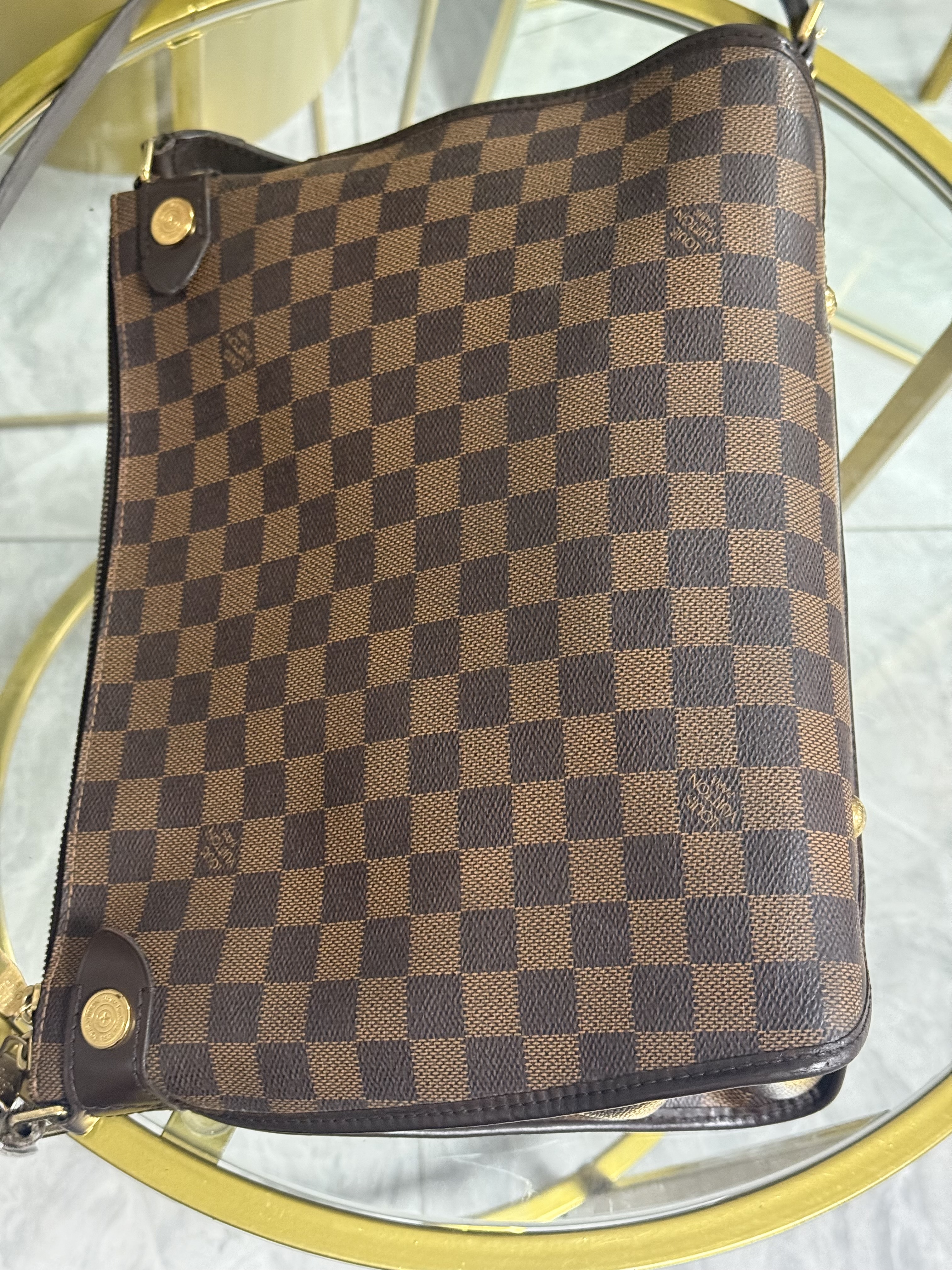 Louis Vuitton Crossbody Bag 