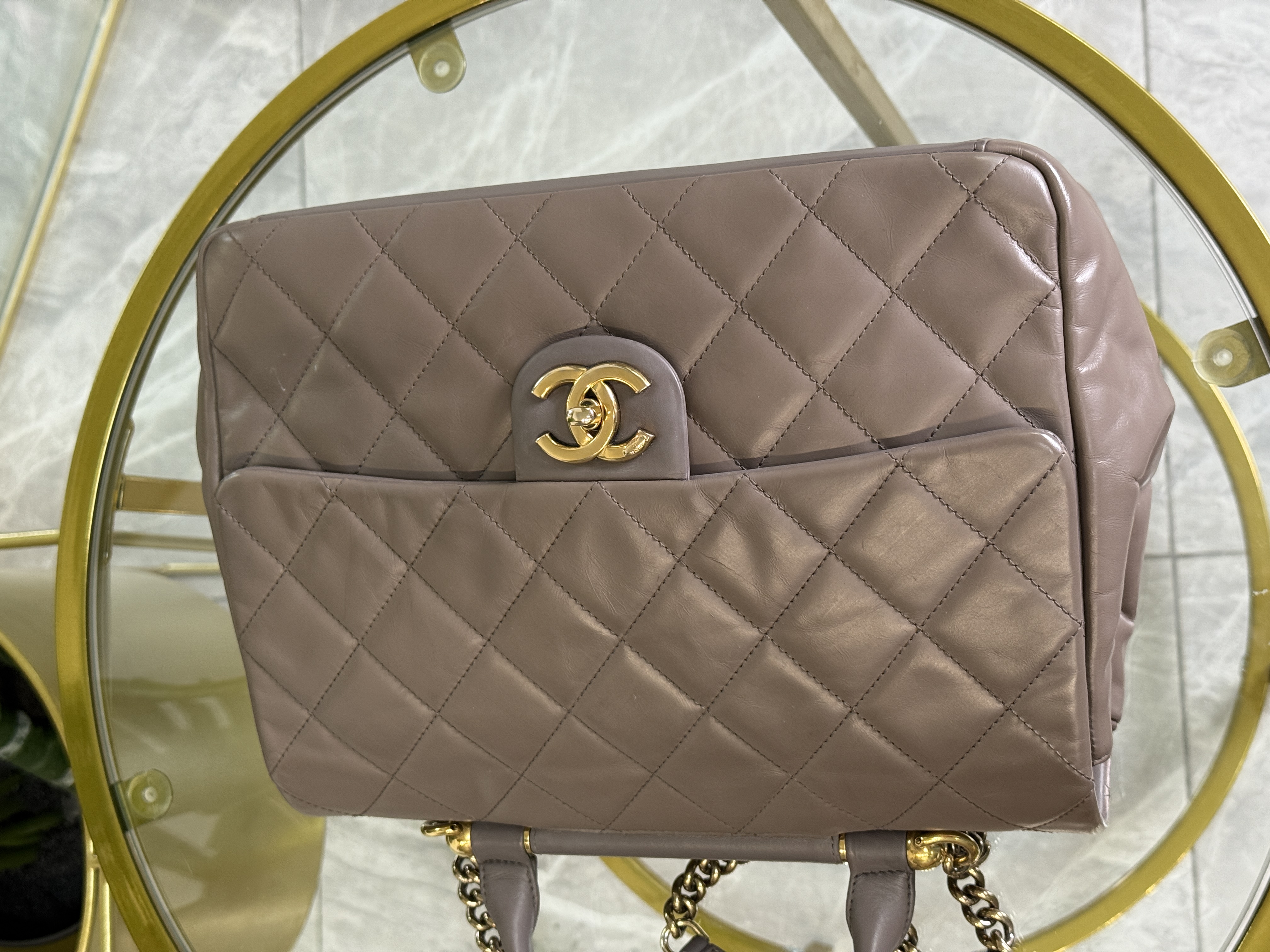Chanel Asa Corta / Crossbody Taupe