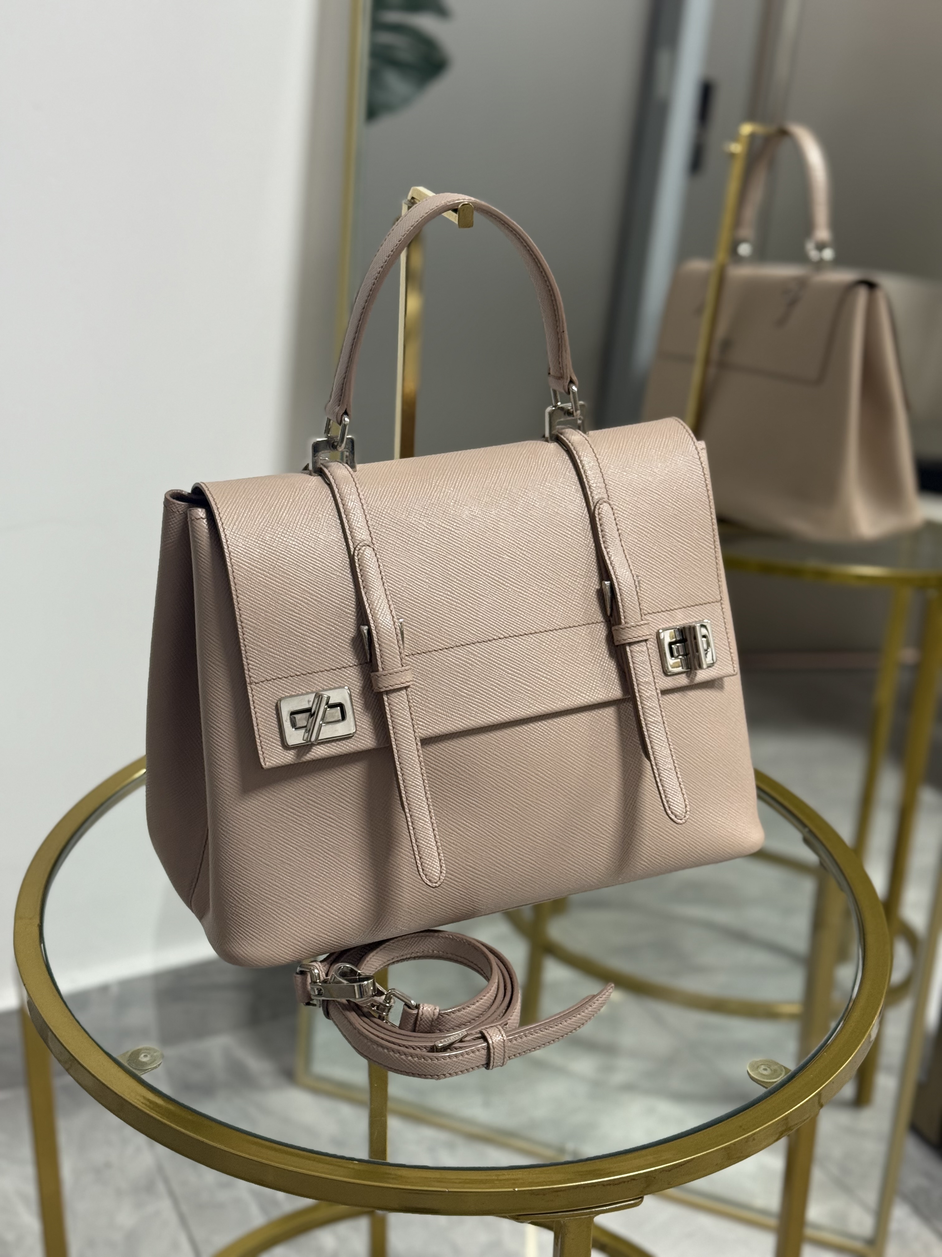 Prada Crossbody / De mano