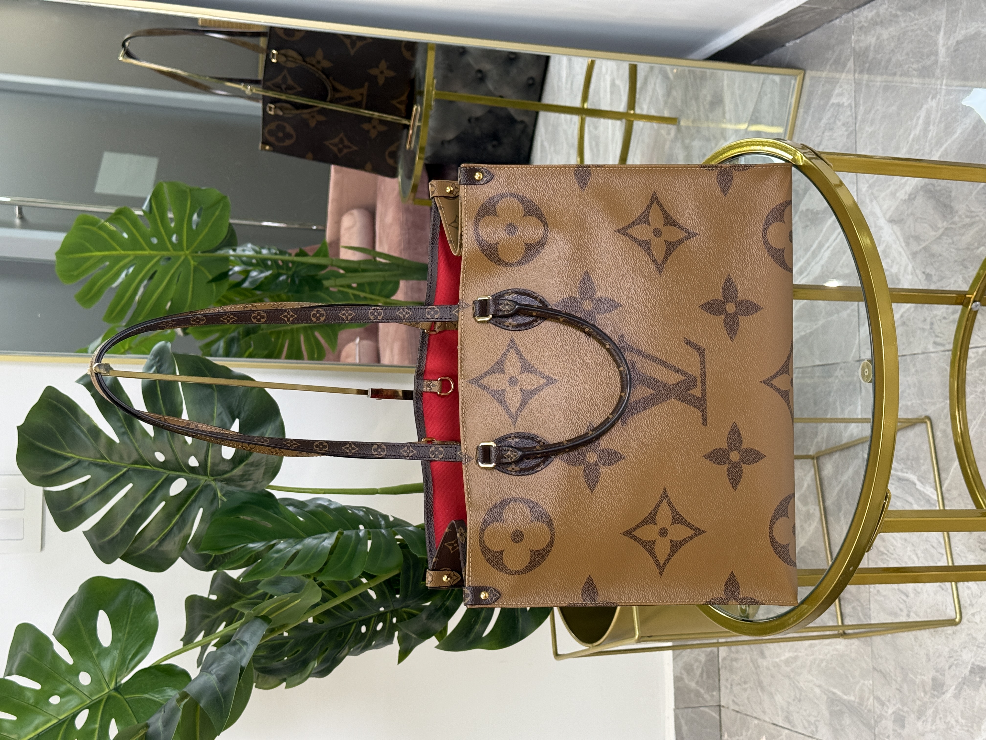 Louis Vuitton On The Go GM