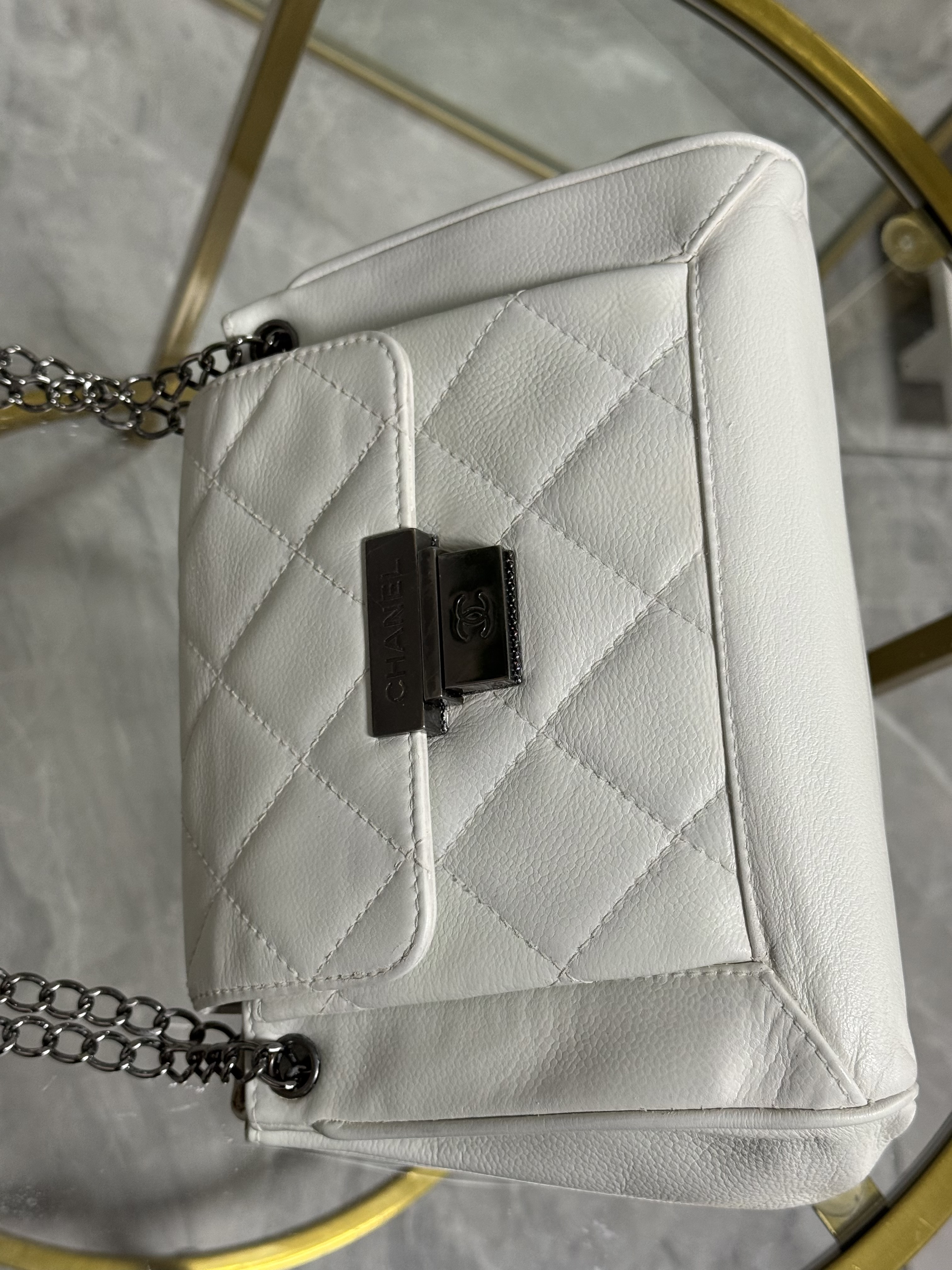 Chanel Bolso de Hombro Blanco
