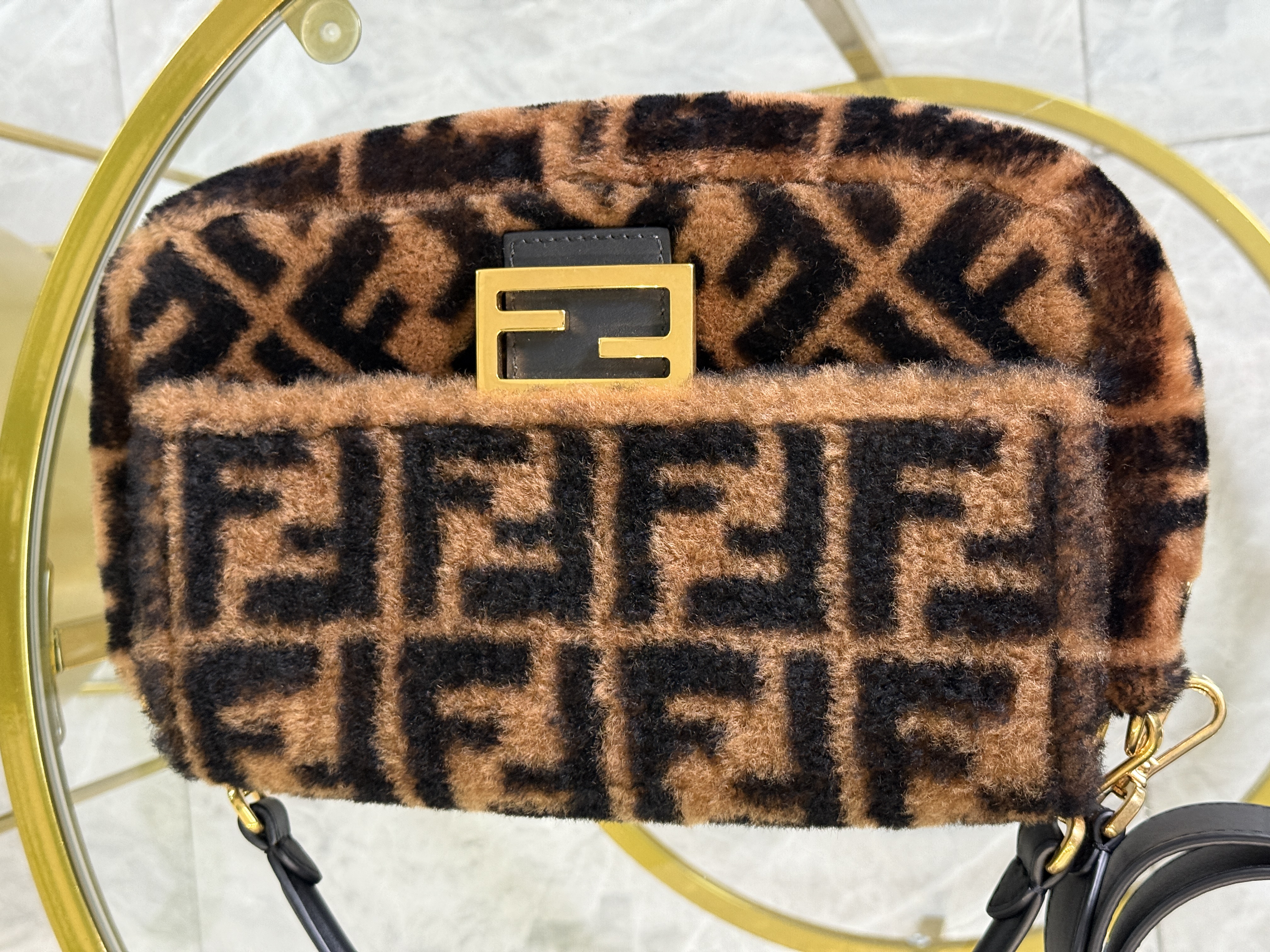 Fendi Baguette Shearling 