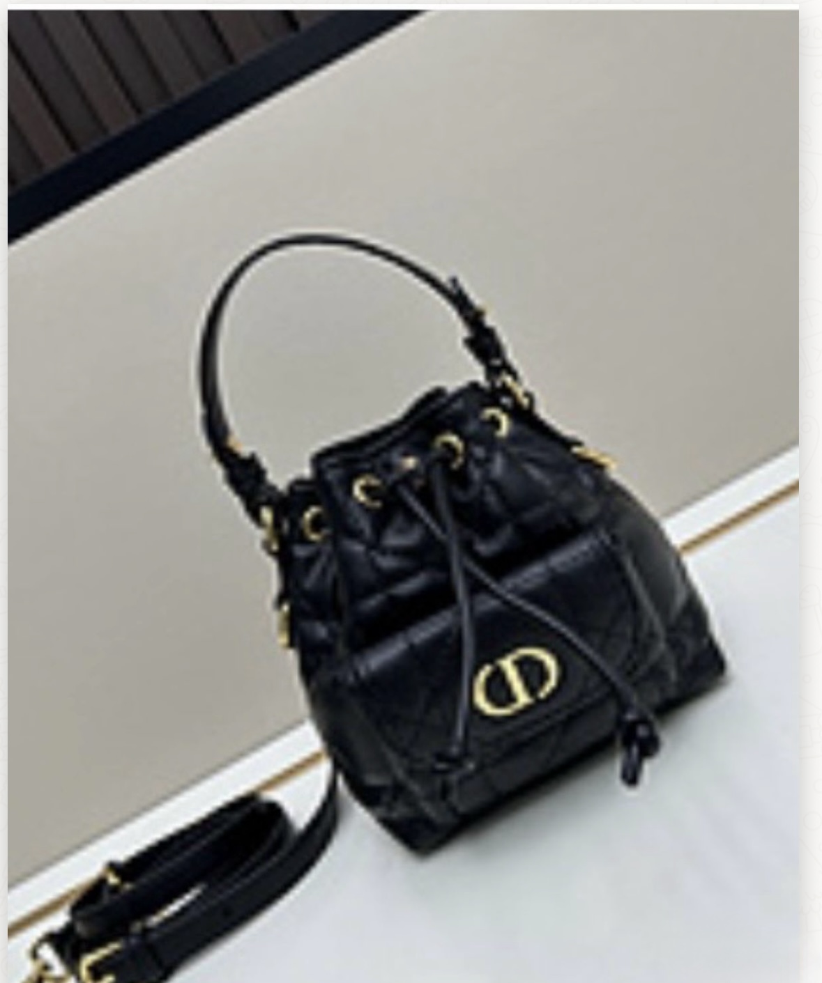 Elegant Black Leather Bucket Bag