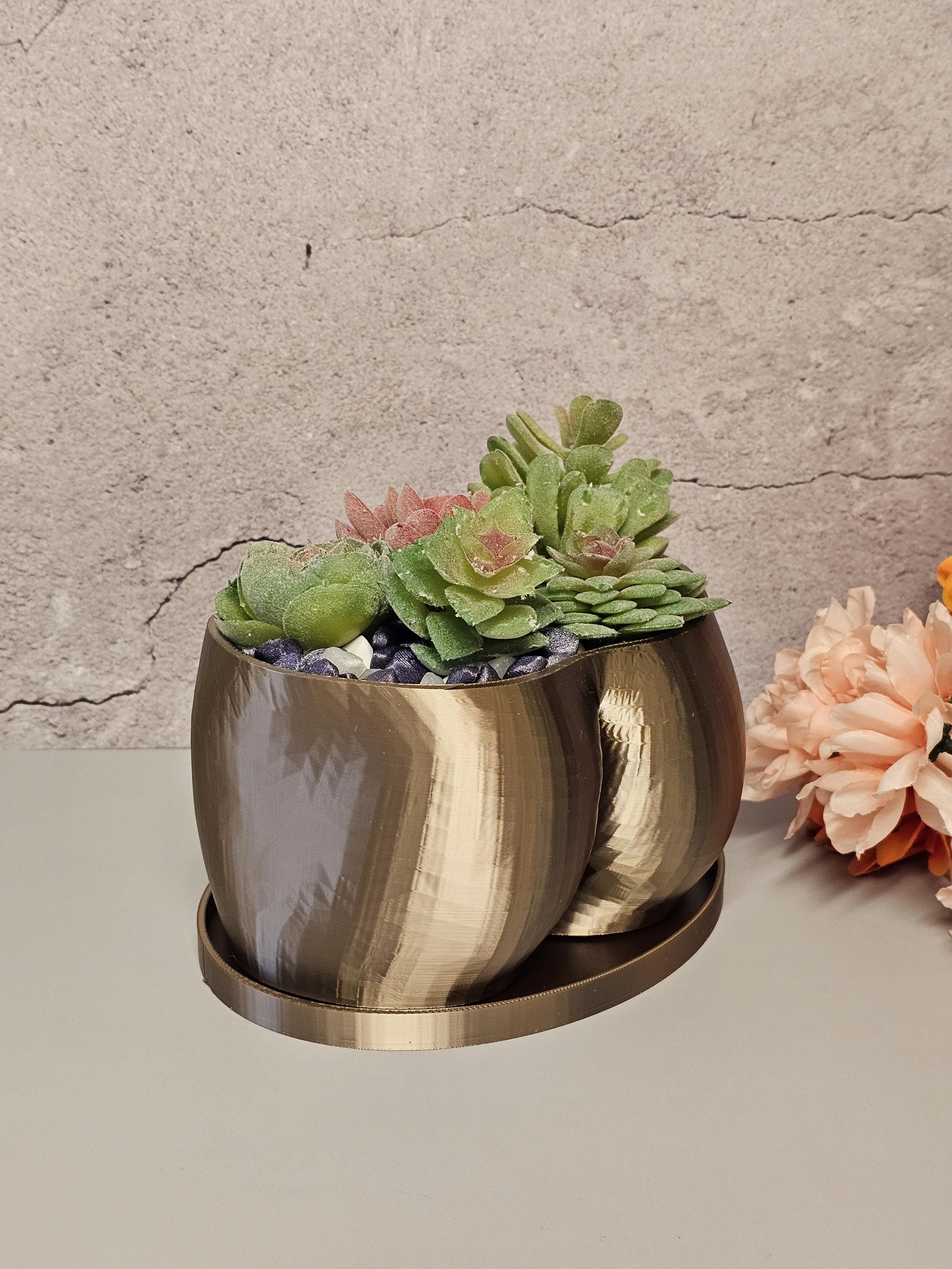3D Printed Antique Gold Butt Planter - Modern Feminine Booty Sculpture Vase for Small Plants