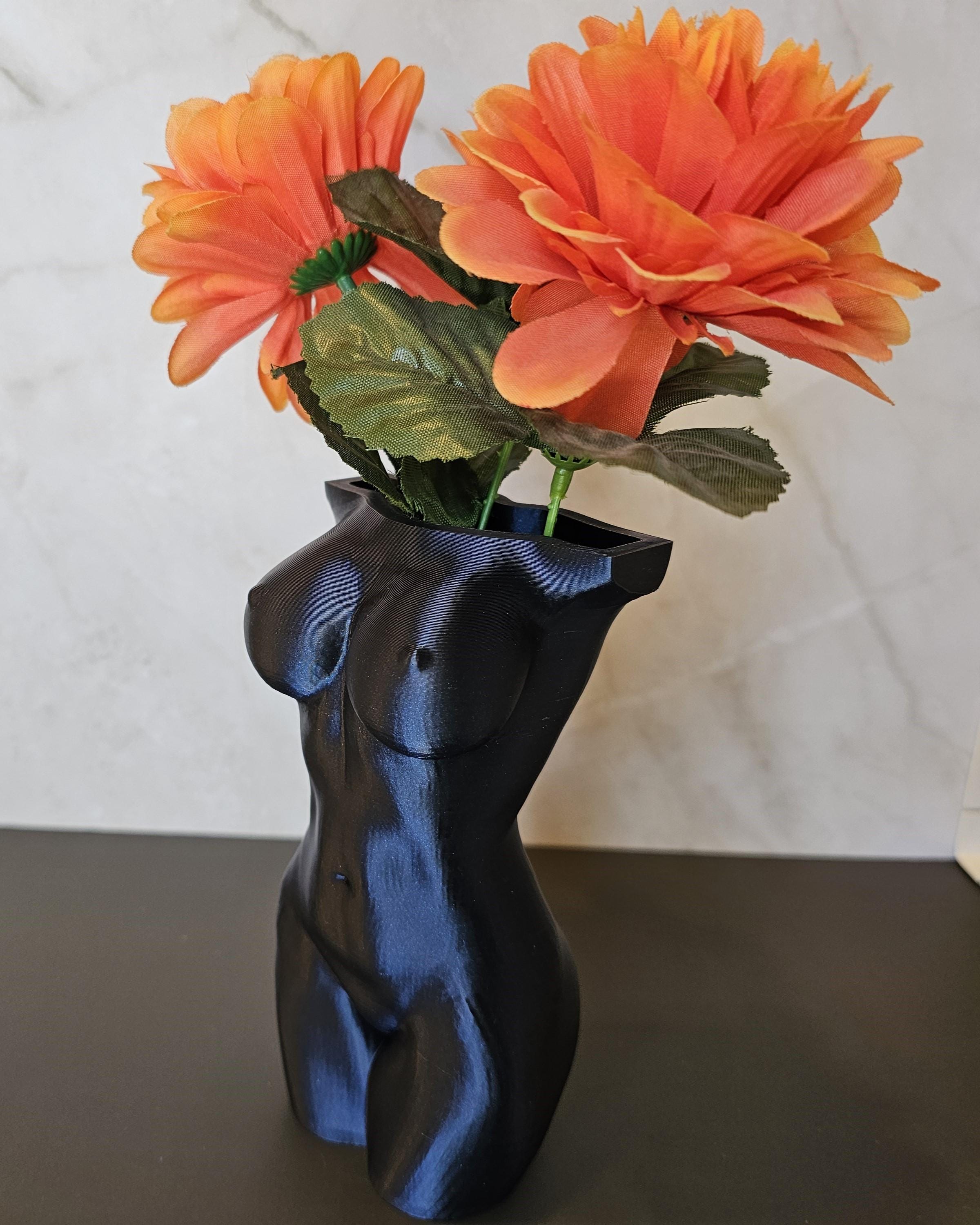 Elegant Midnight Blue 3D Printed Female Torso Vase - Modern Sculpture for Chic Home Decor