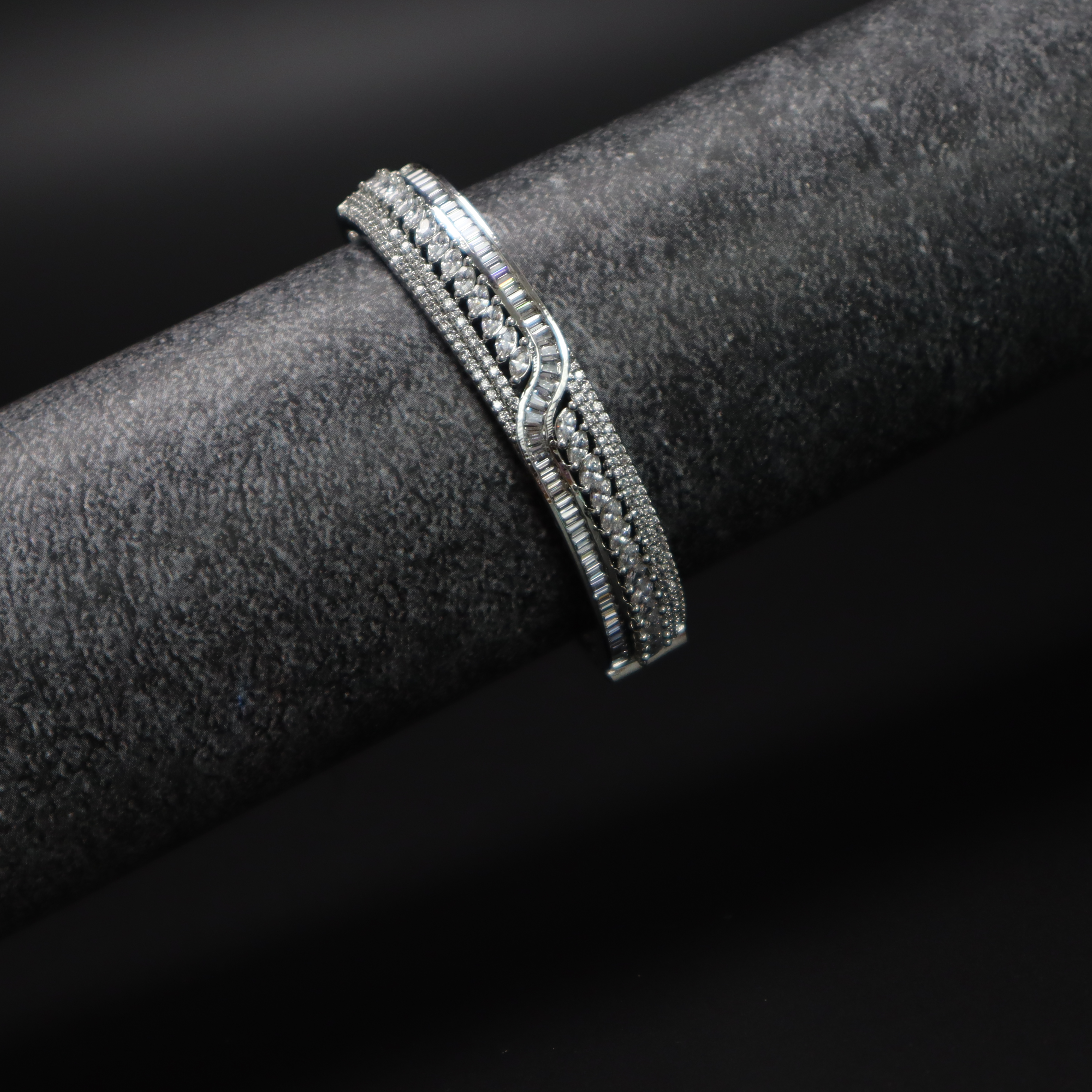 Keerthii Kalaa Wave Design AD Stone Bracelet for Women & Girls - Sparkling Silver Bangle, Side Open, Free Size