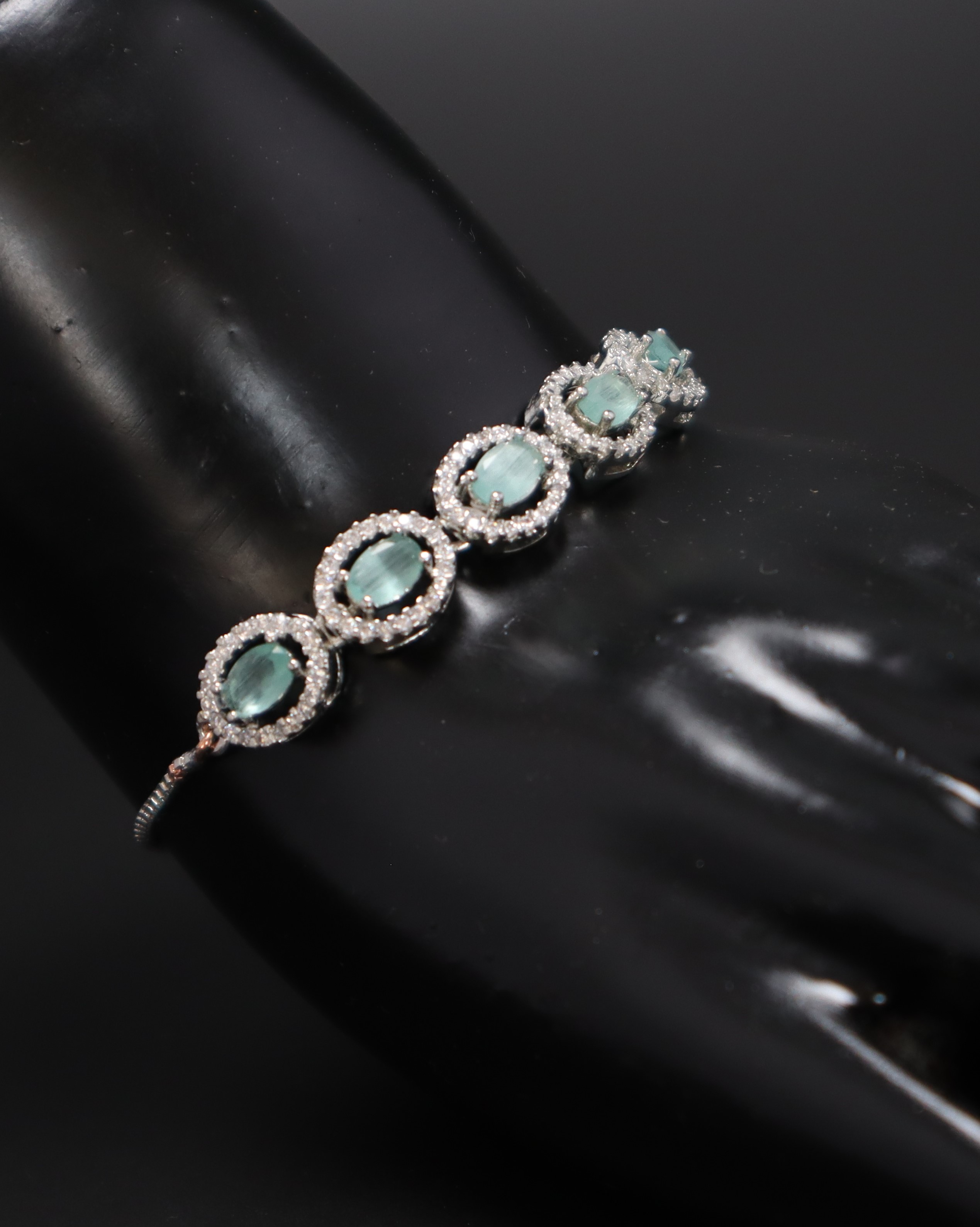 Keerthii Kalaa Mint Green Oval AD Stone Bracelet for Women & Girls - Sparkling Silver Chain Bracelet, Adjustable