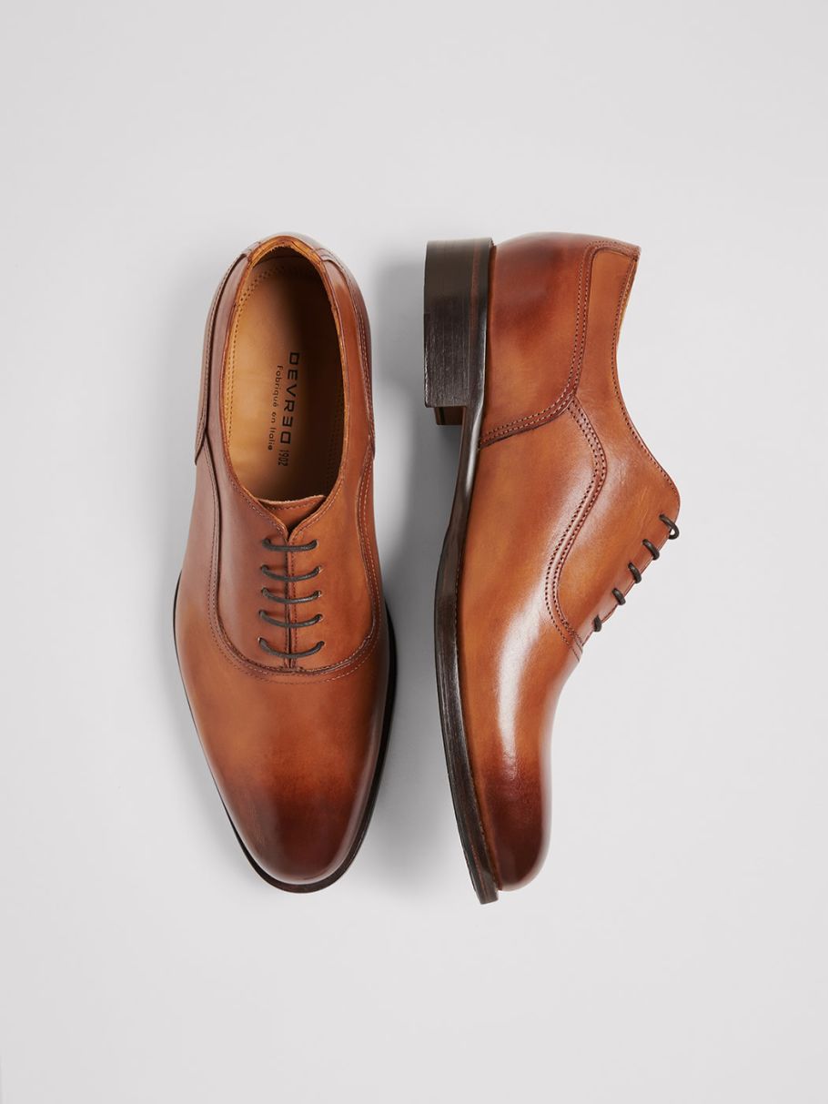 Chaussures en cuir marron