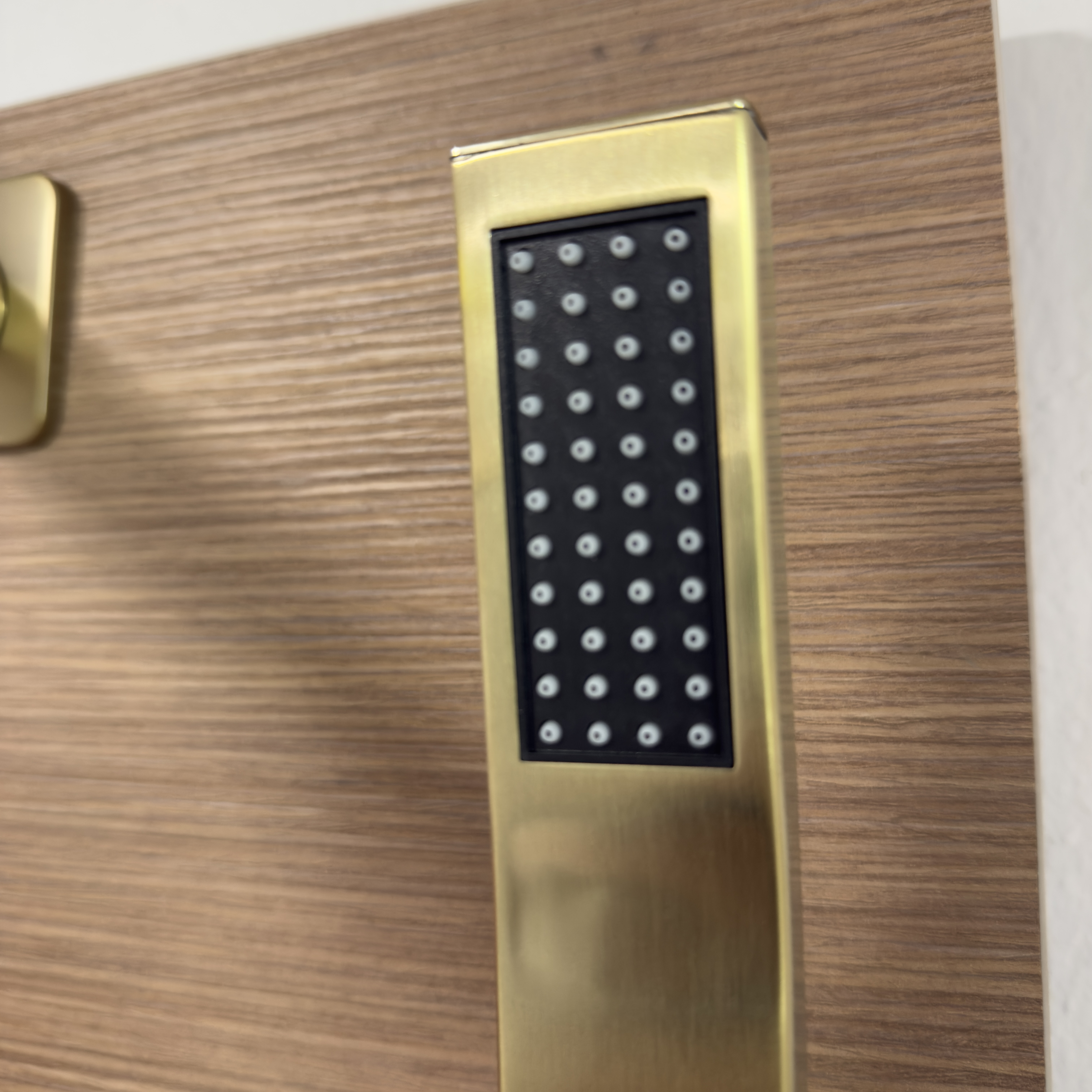 Mezcladora Para Ducha con Regadera Oro