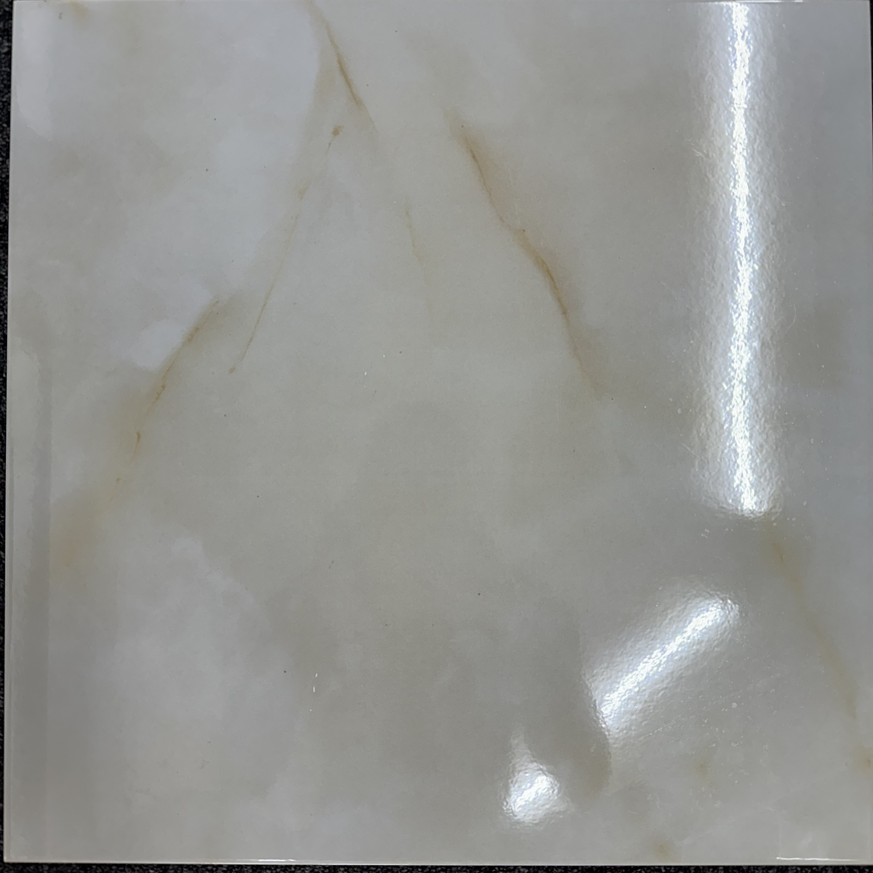 Cerámica Jupiter Glossy 18'' x 18''