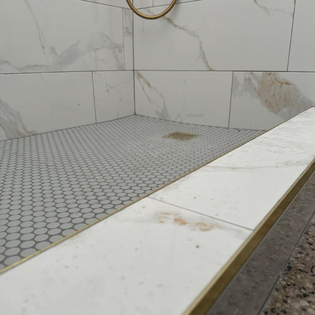 Mosaico Penny Round Gray