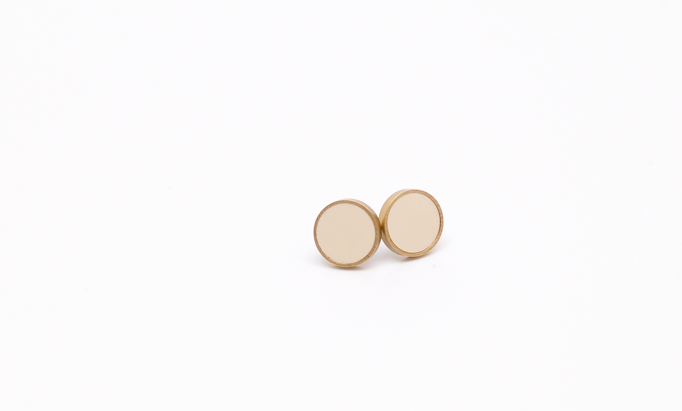 ohrstecker geometrisch creme
