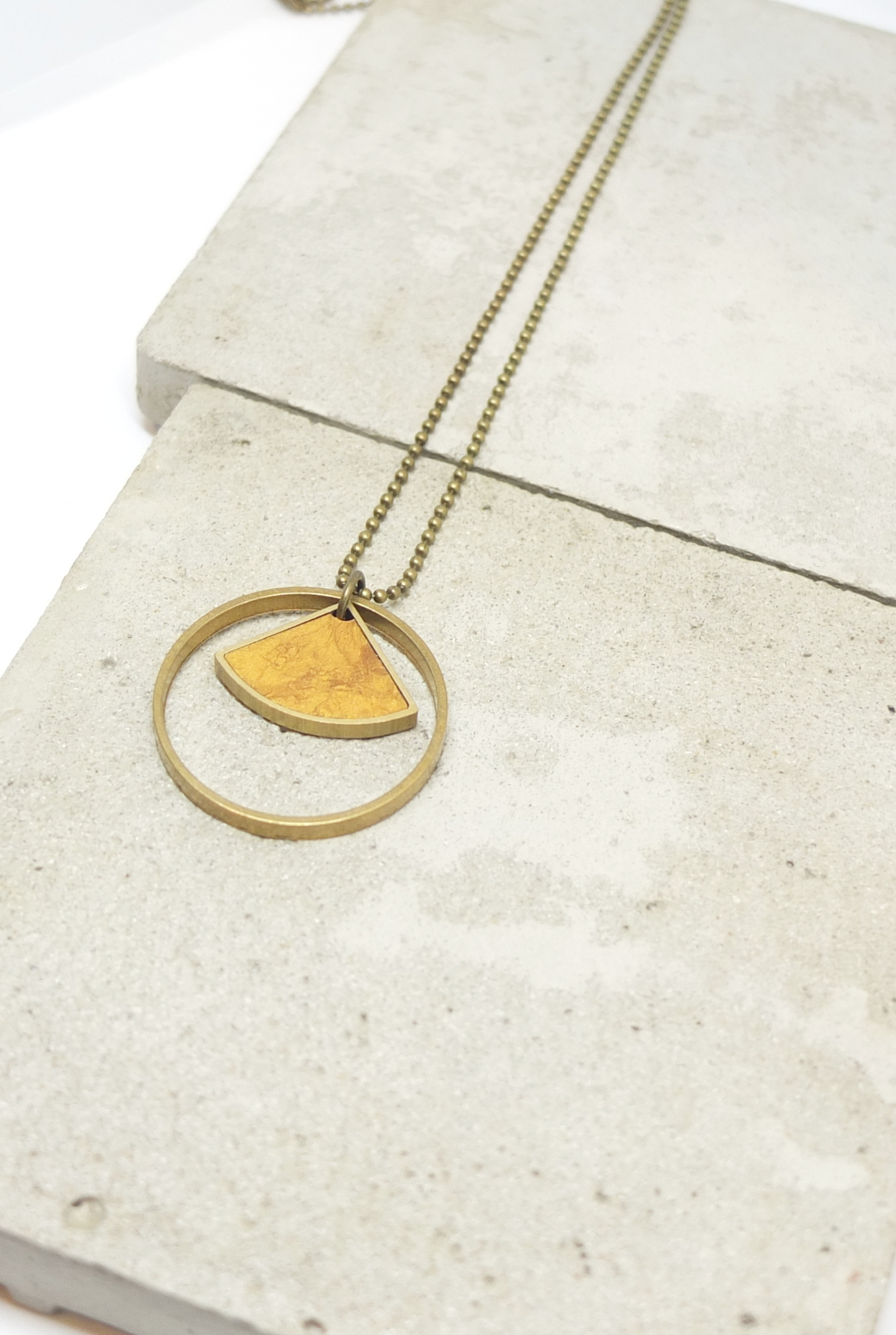 ohrstecker geometrisch metallic gold