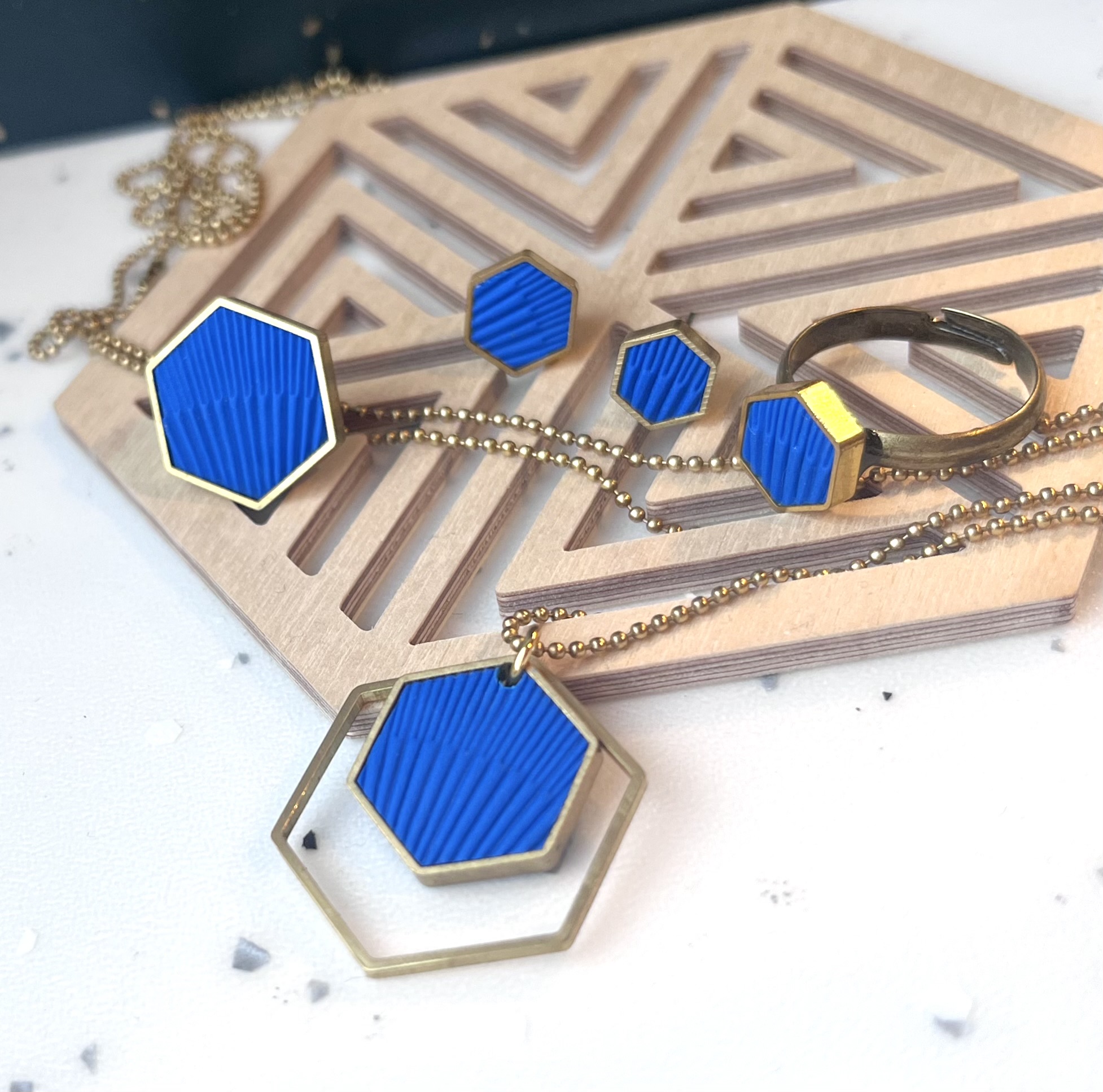 ohrstecker structure