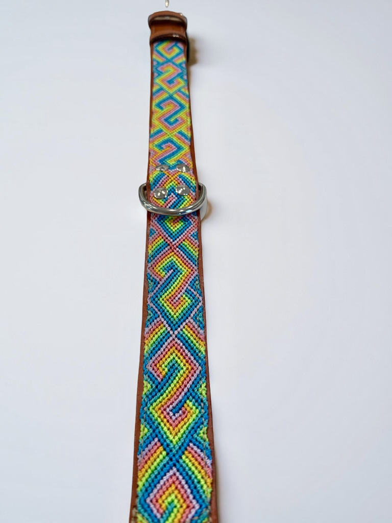 Azzuro Collar