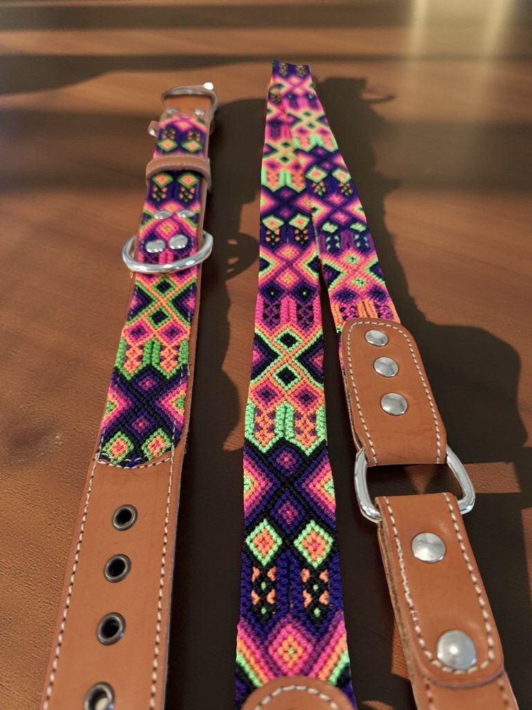Lilly Collar