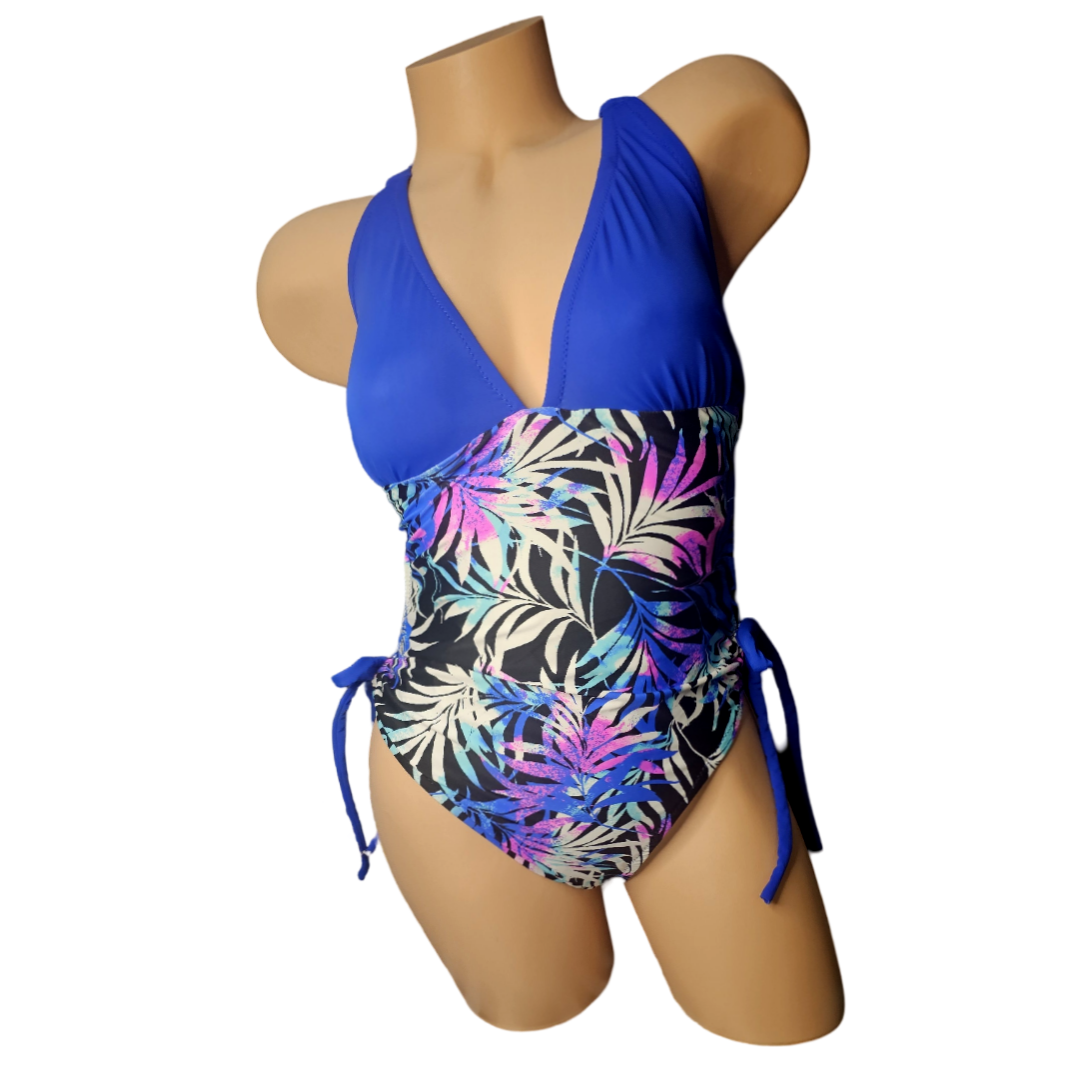 Diana Trikini by Loy Kinis