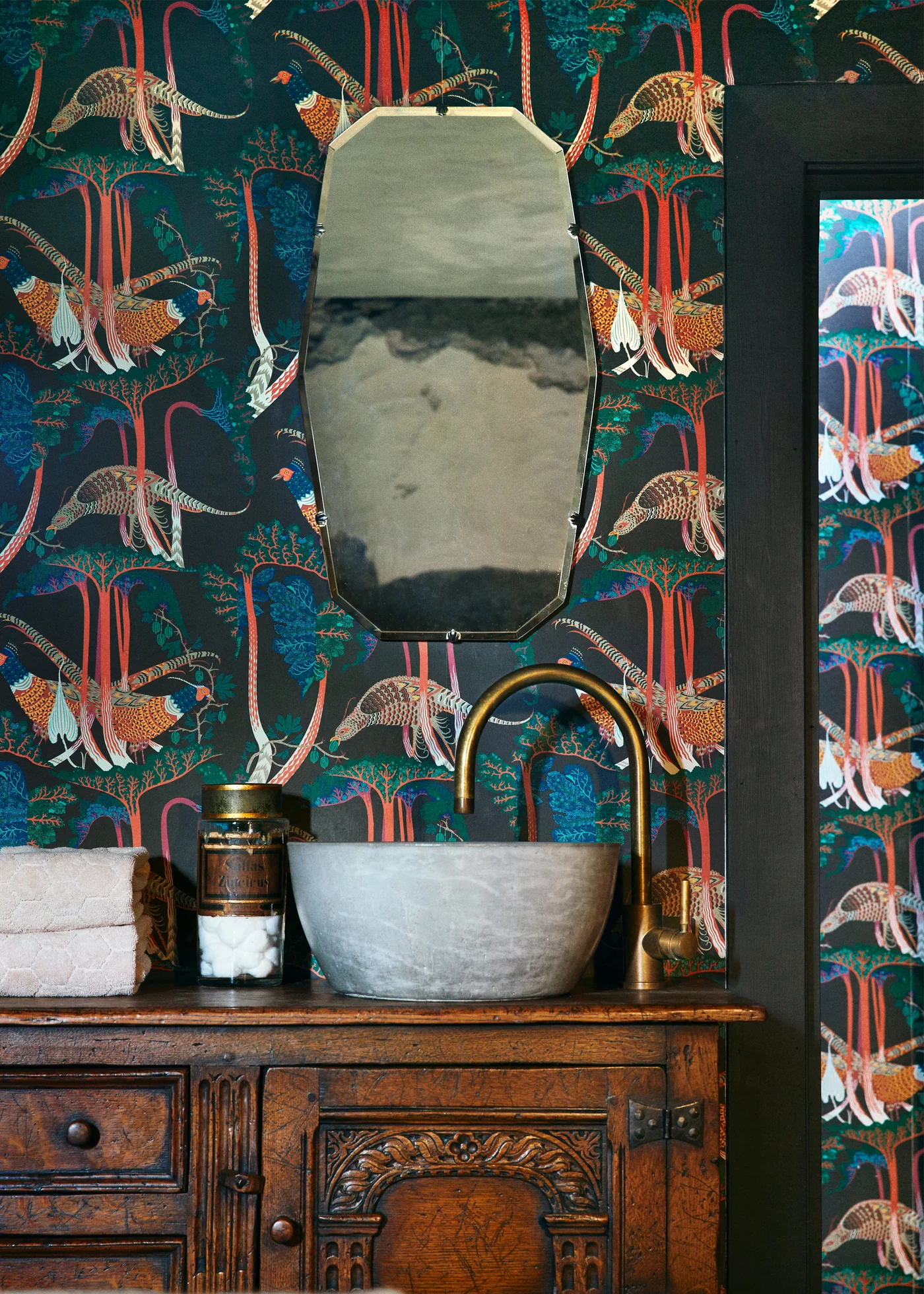 Tapetai Pheasants and Rhubarbs