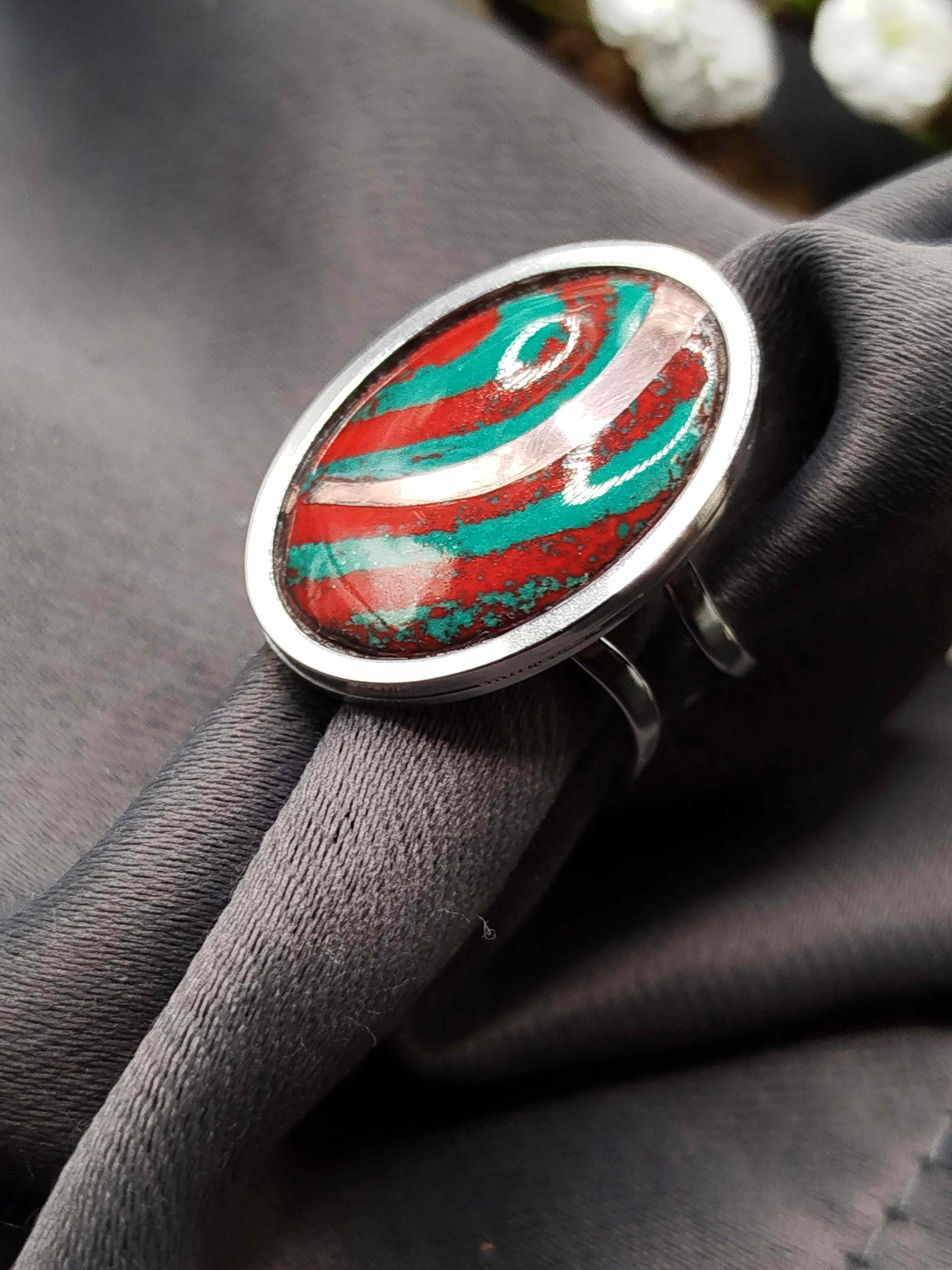 Bague Grandissime vert et Rouge