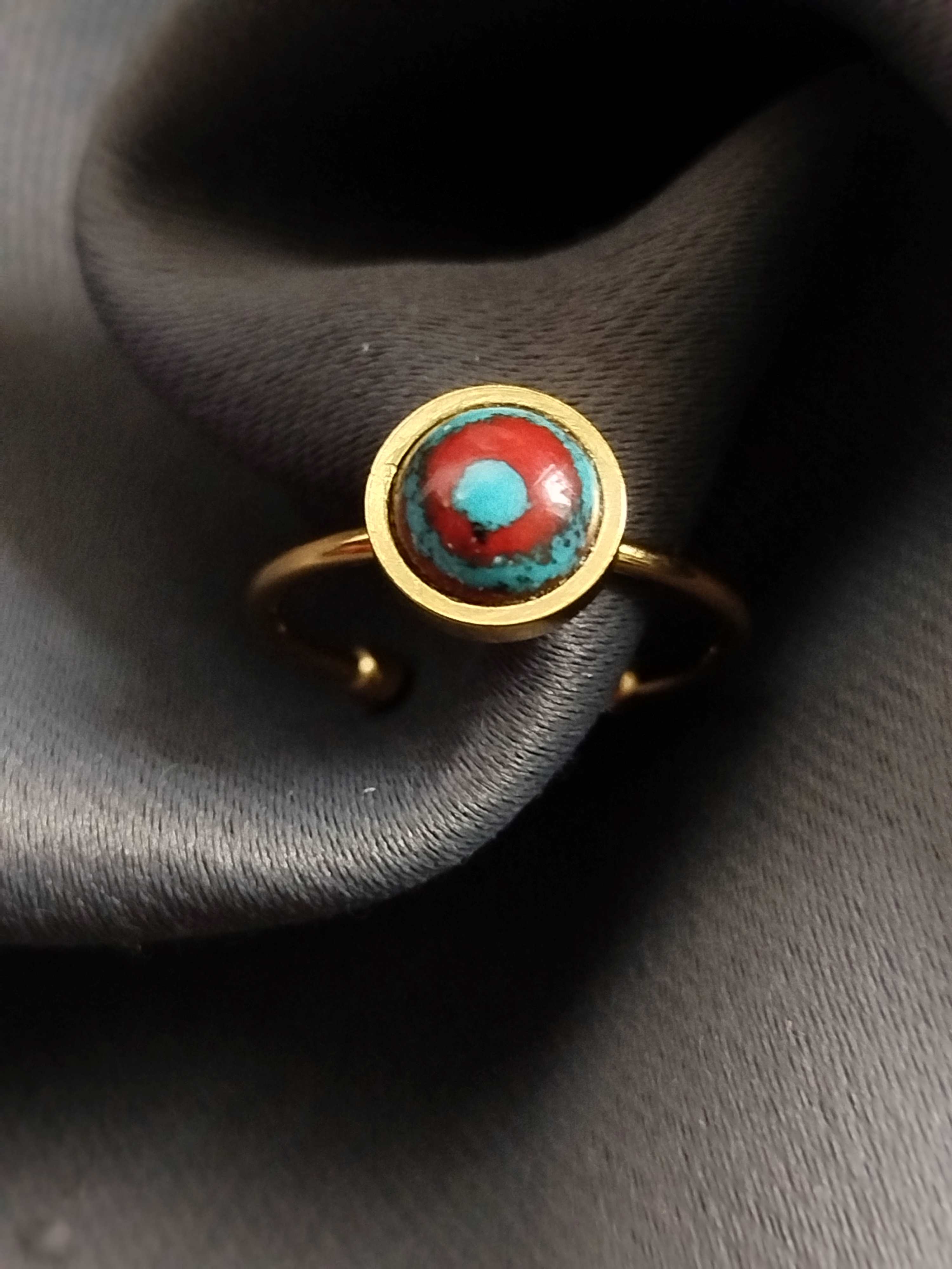 Bague Piccoli dorée  bleu turquoise et rouge