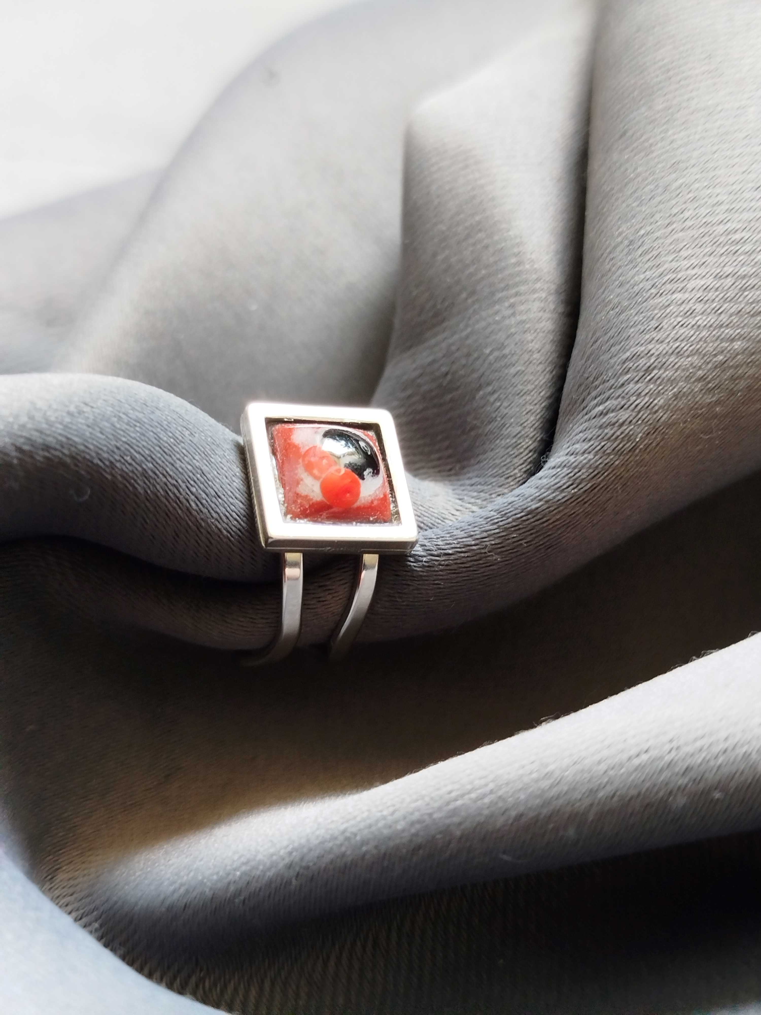 Bague Mezze rouge et noire