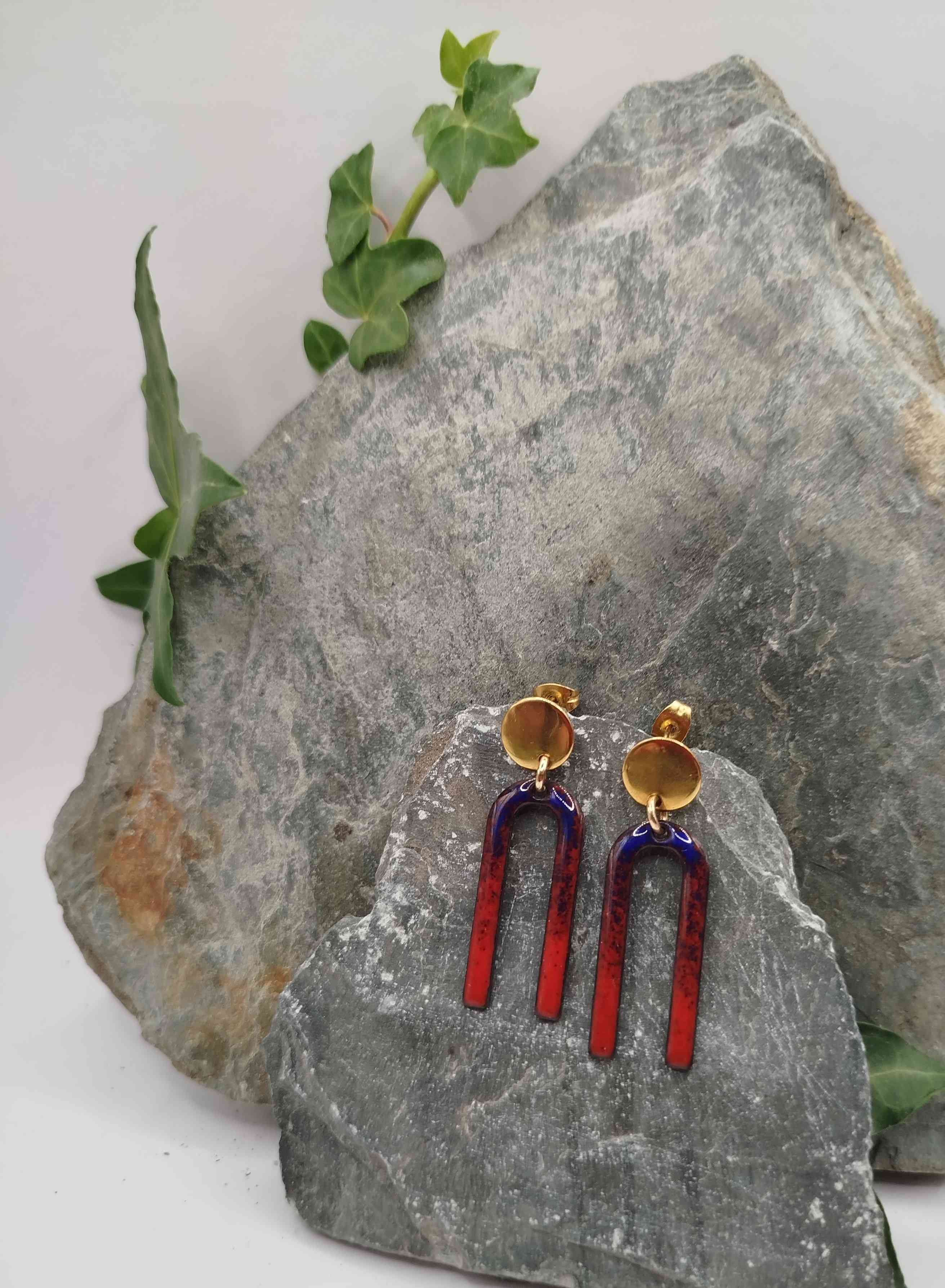 Boucles d'oreilles Ursulines Roug et bleu