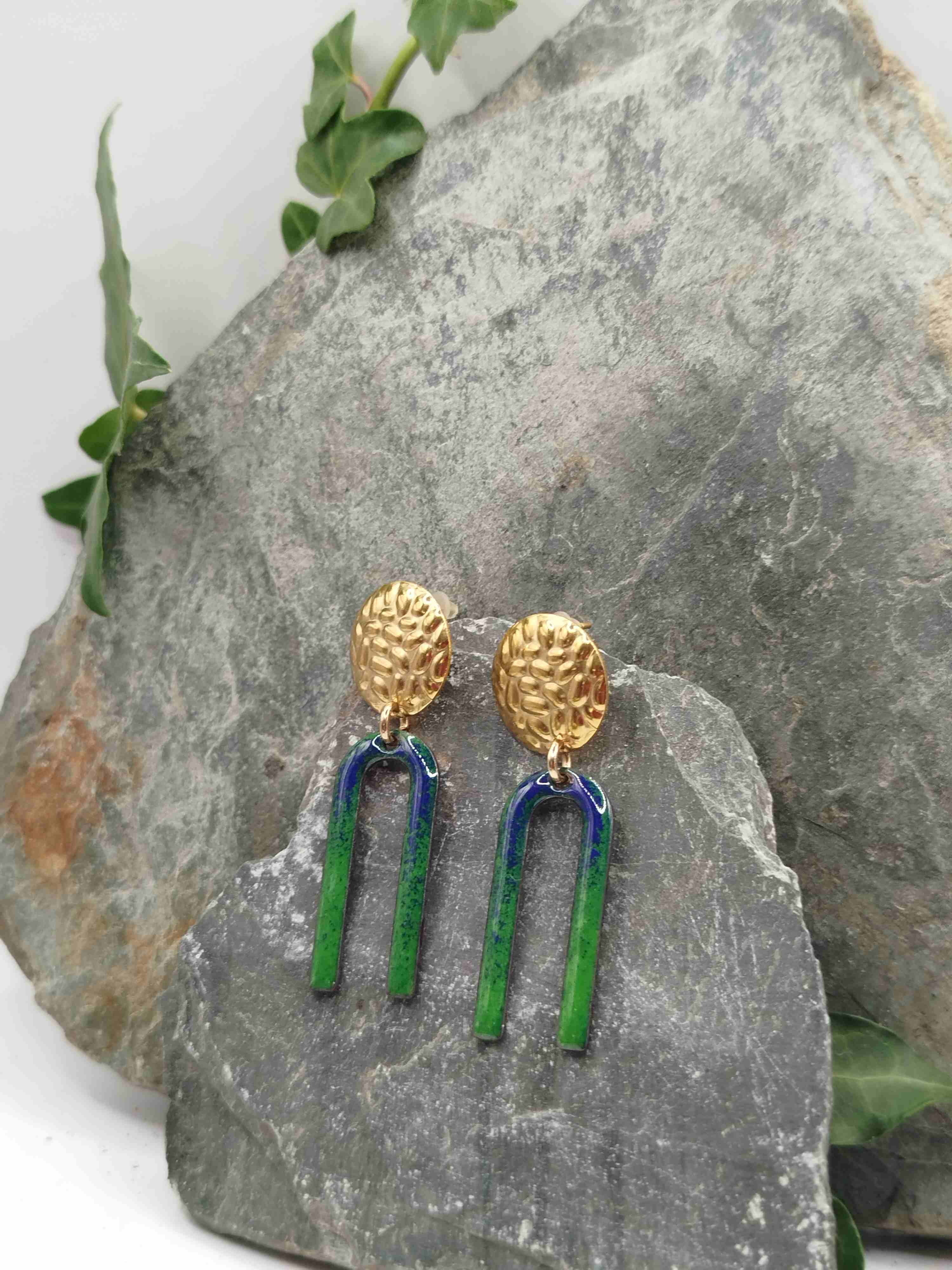 Boucles d'oreilles Ursulines vertes et bleu