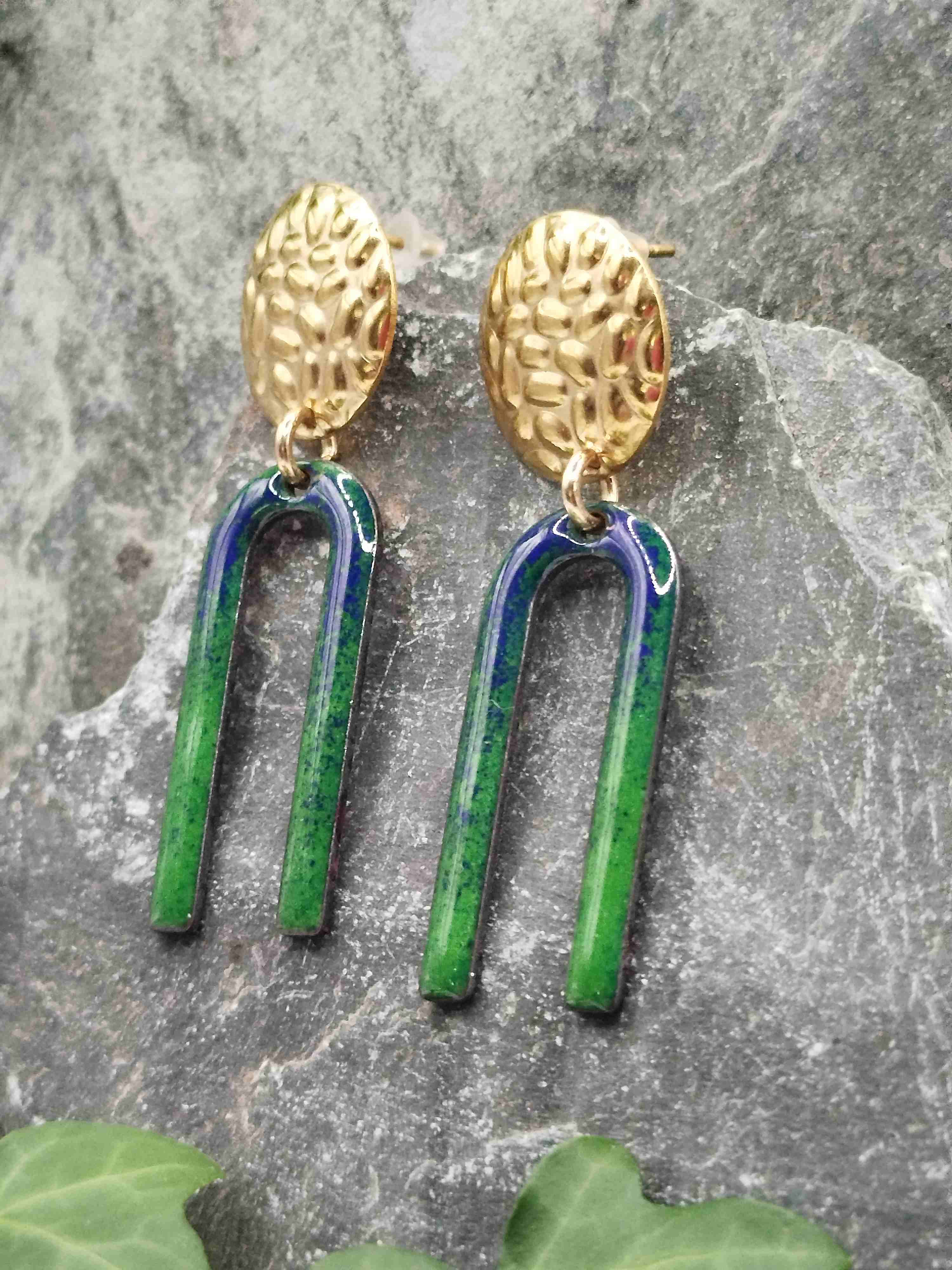 Boucles d'oreilles Ursulines vertes et bleu
