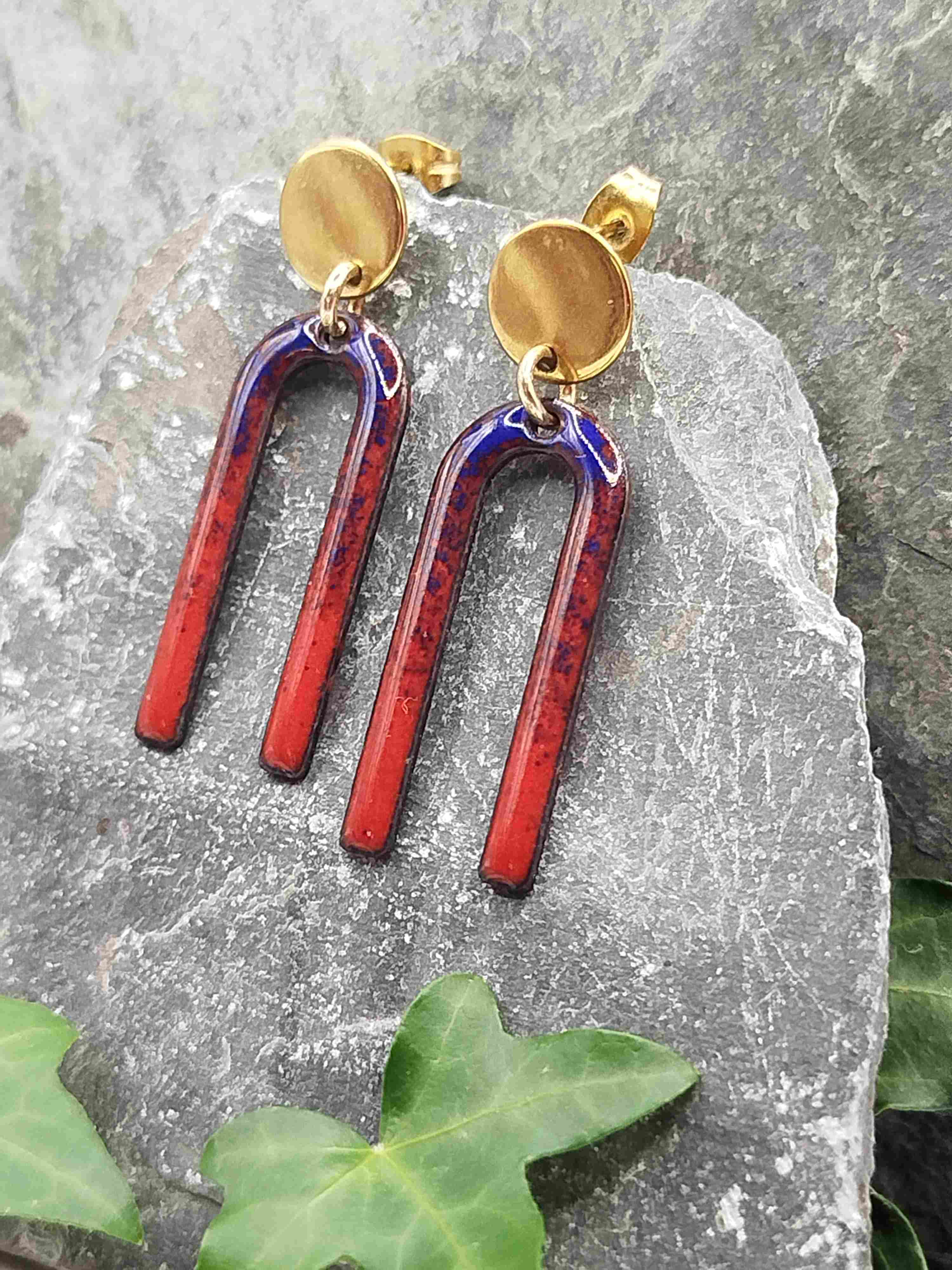 Boucles d'oreilles Ursulines Roug et bleu