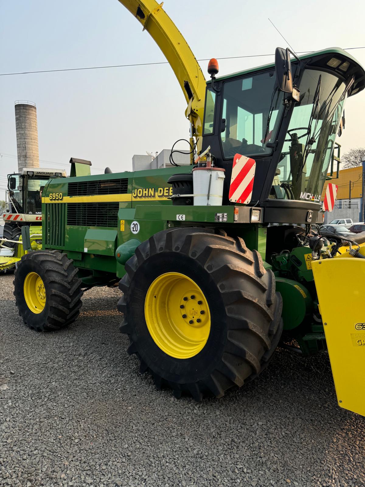 JOHN DEERE 6950