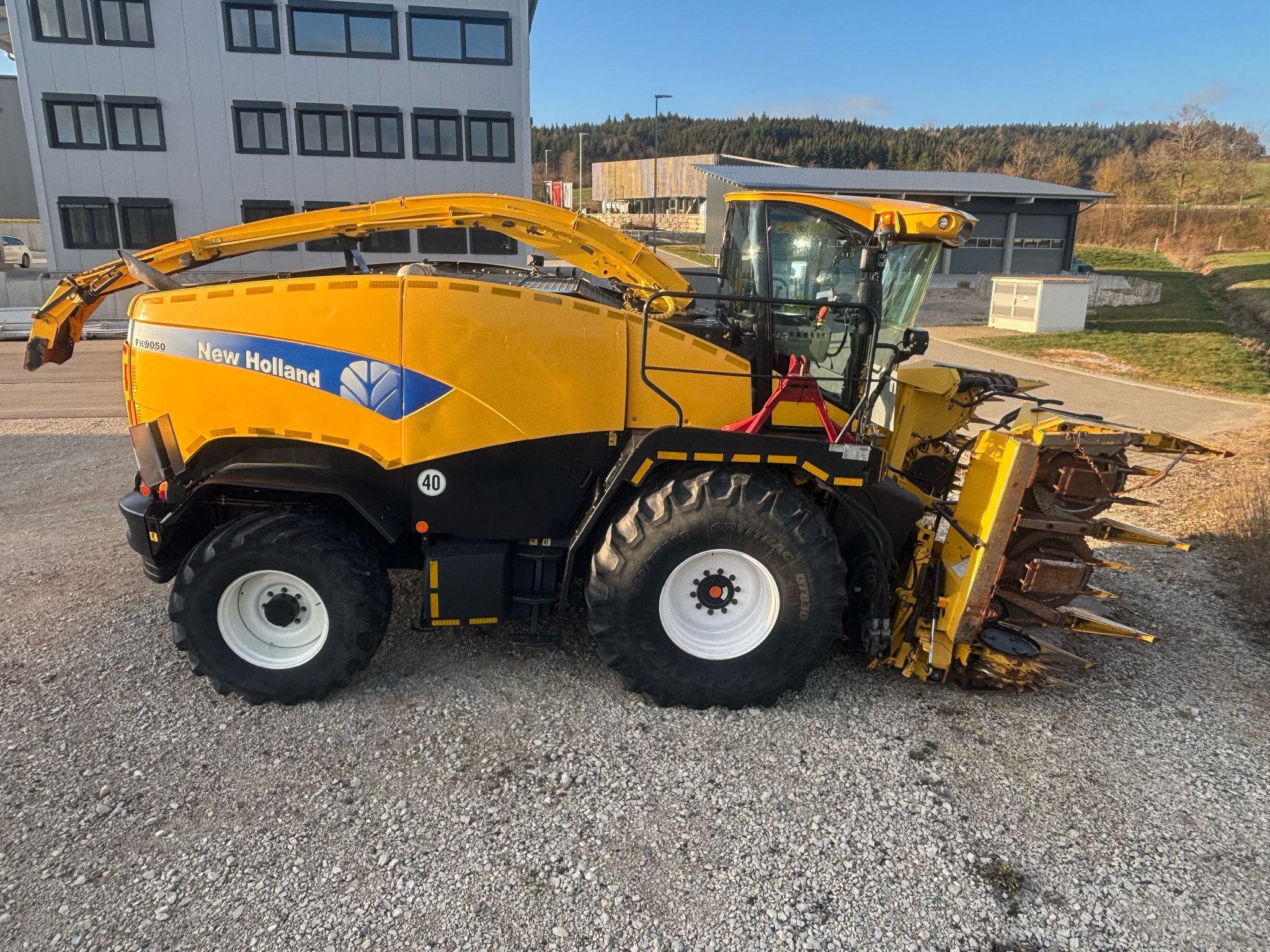 NEW HOLLAND FR9050