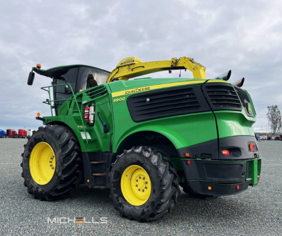 JOHN DEERE 9900