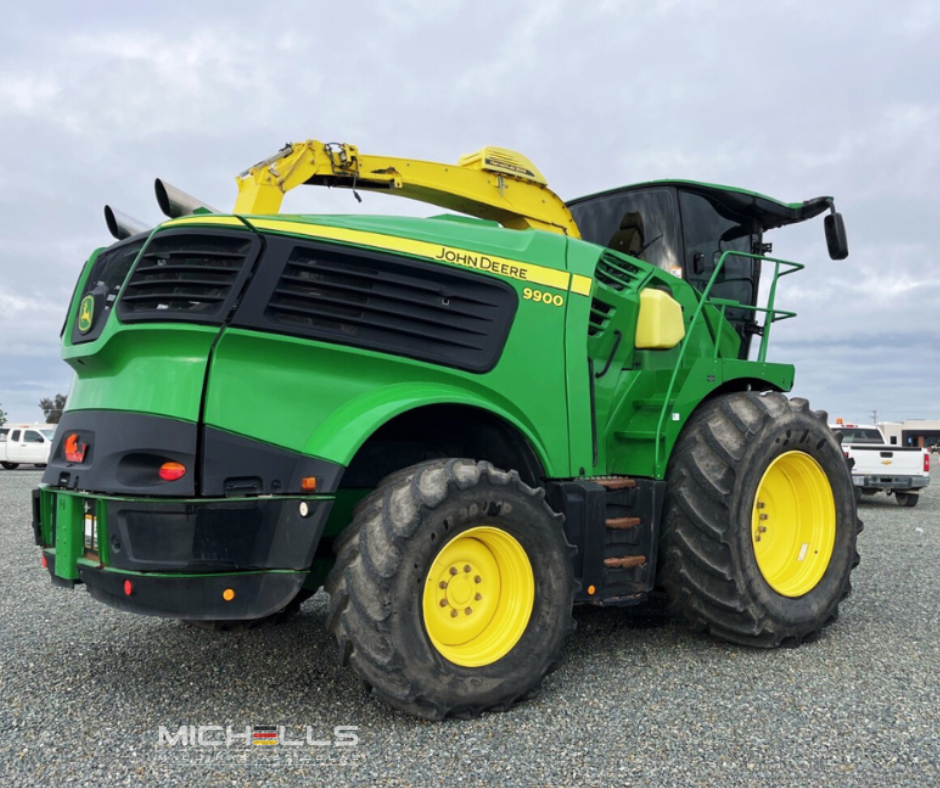 JOHN DEERE 9900