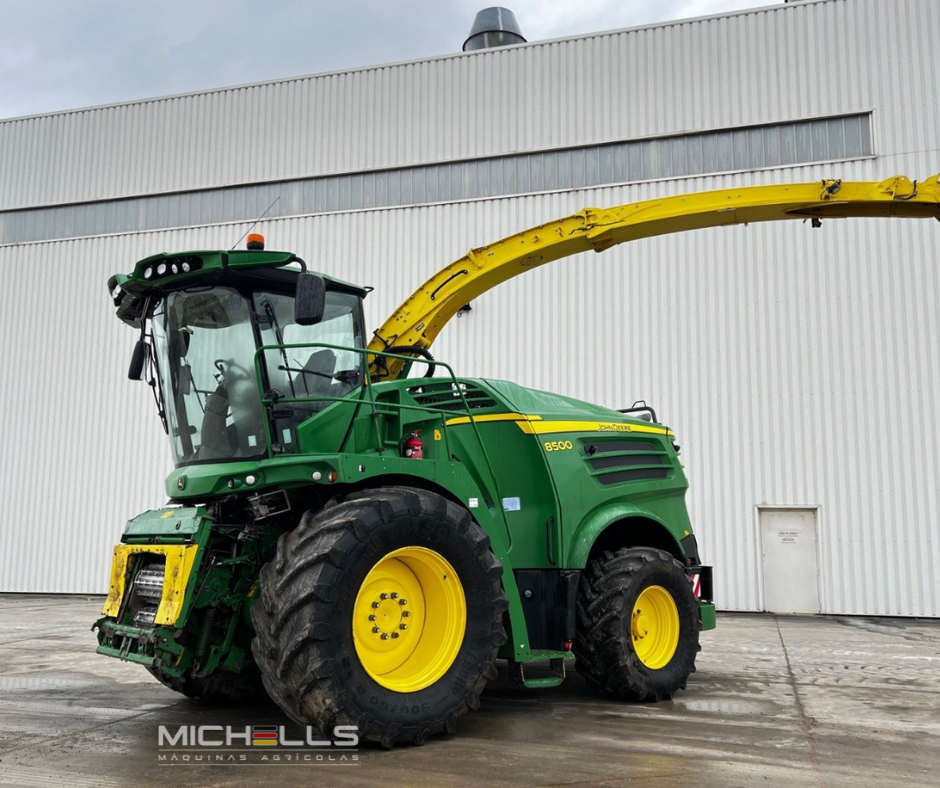 JOHN DEERE 8500