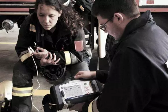 Défibrillation et Surveillance 