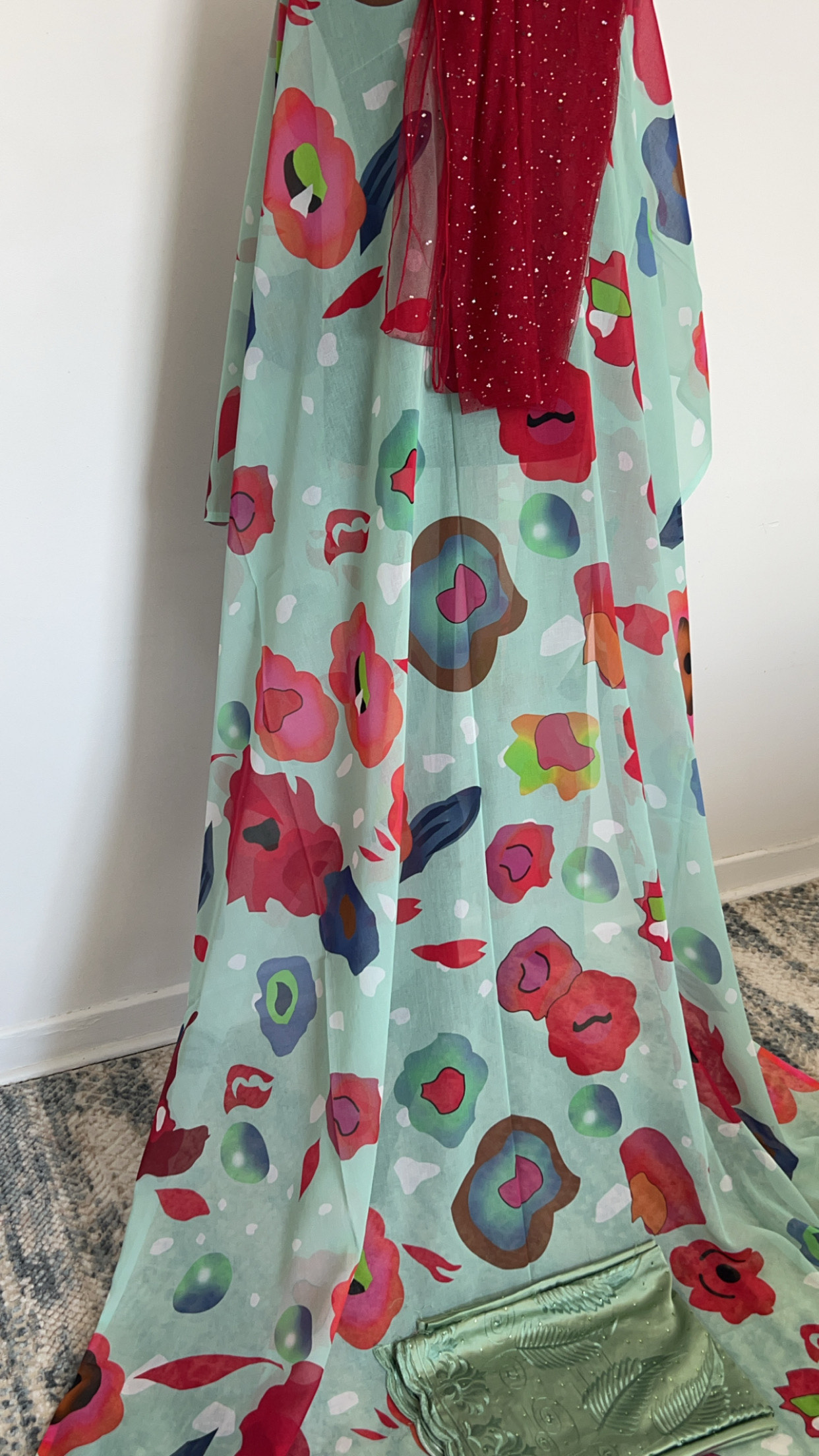 Red/Green brand new Floral Dirac Somali