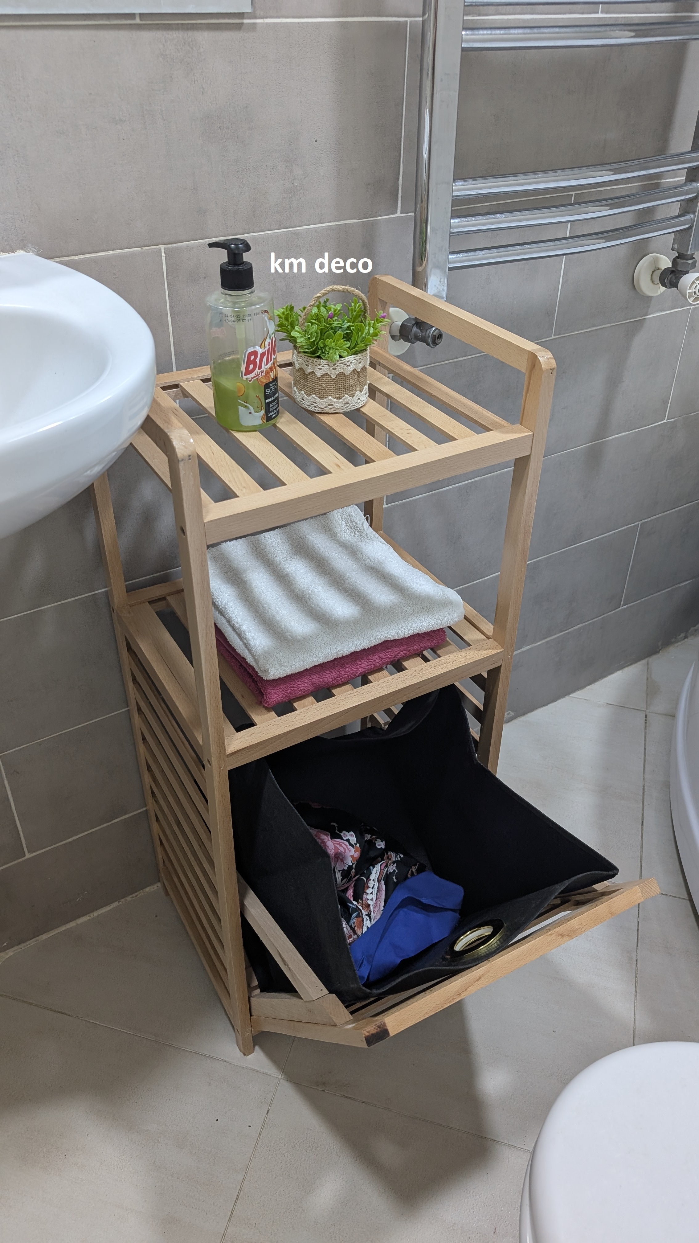 Meuble de rangement en bois pour salle de bain