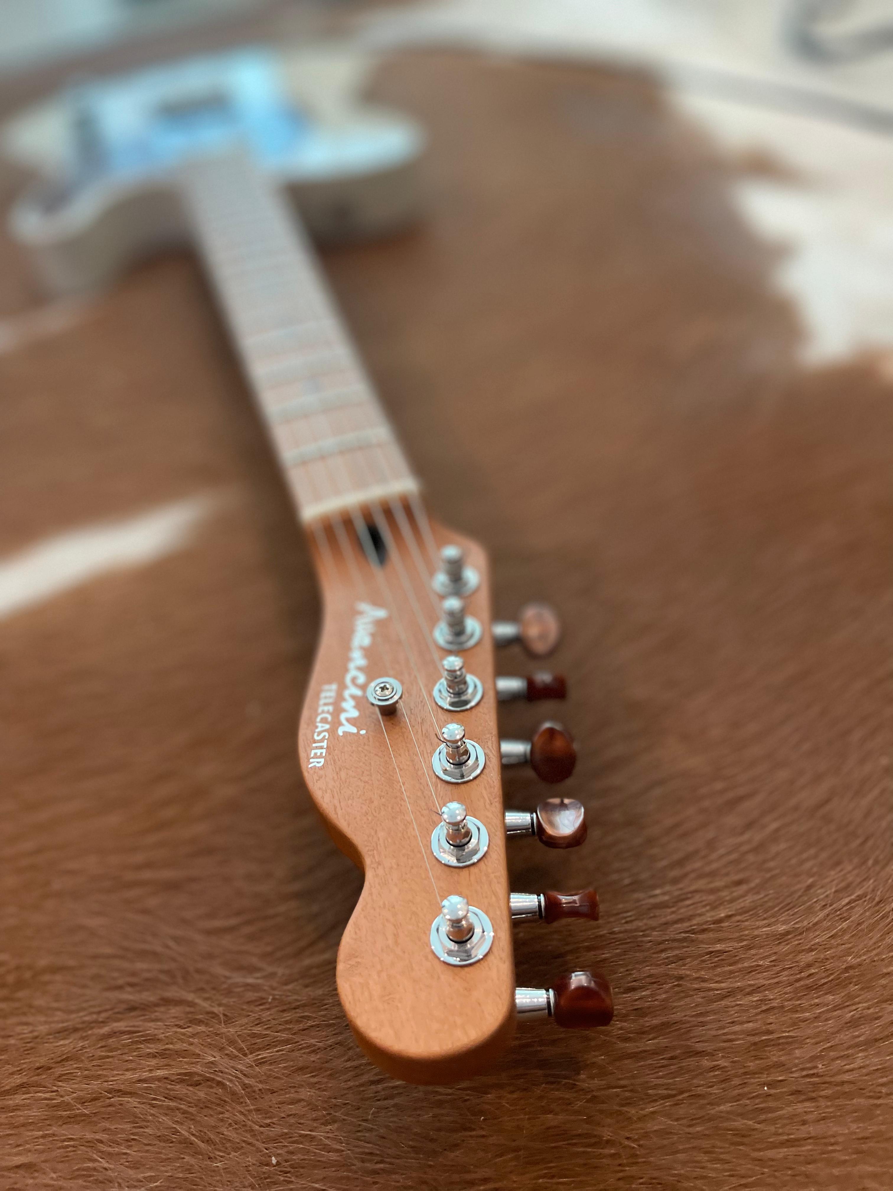 Guitarra Telecaster