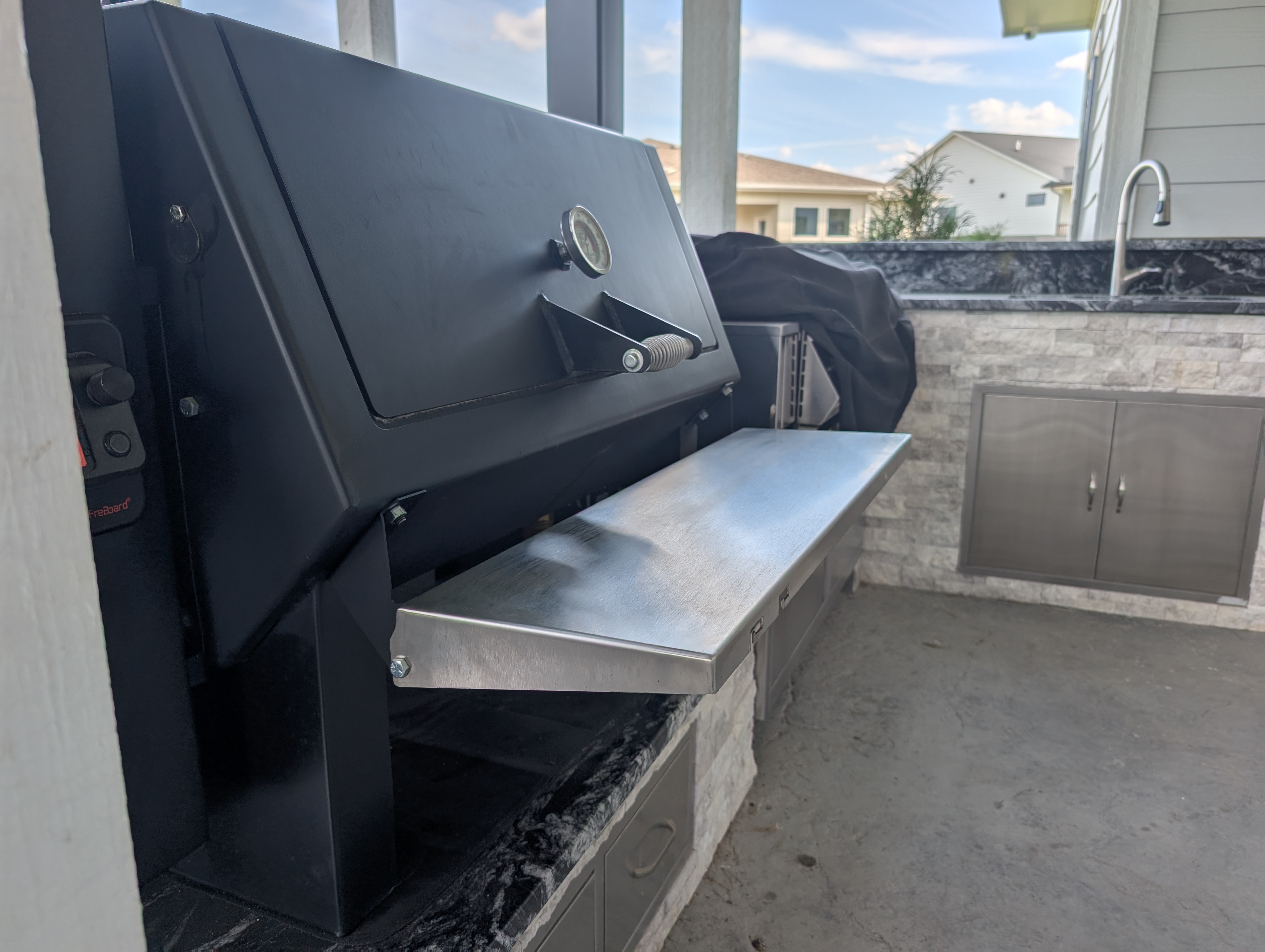 Lone Star Grillz Pellet Smoker Front Shelf Brackets (36" & 42")