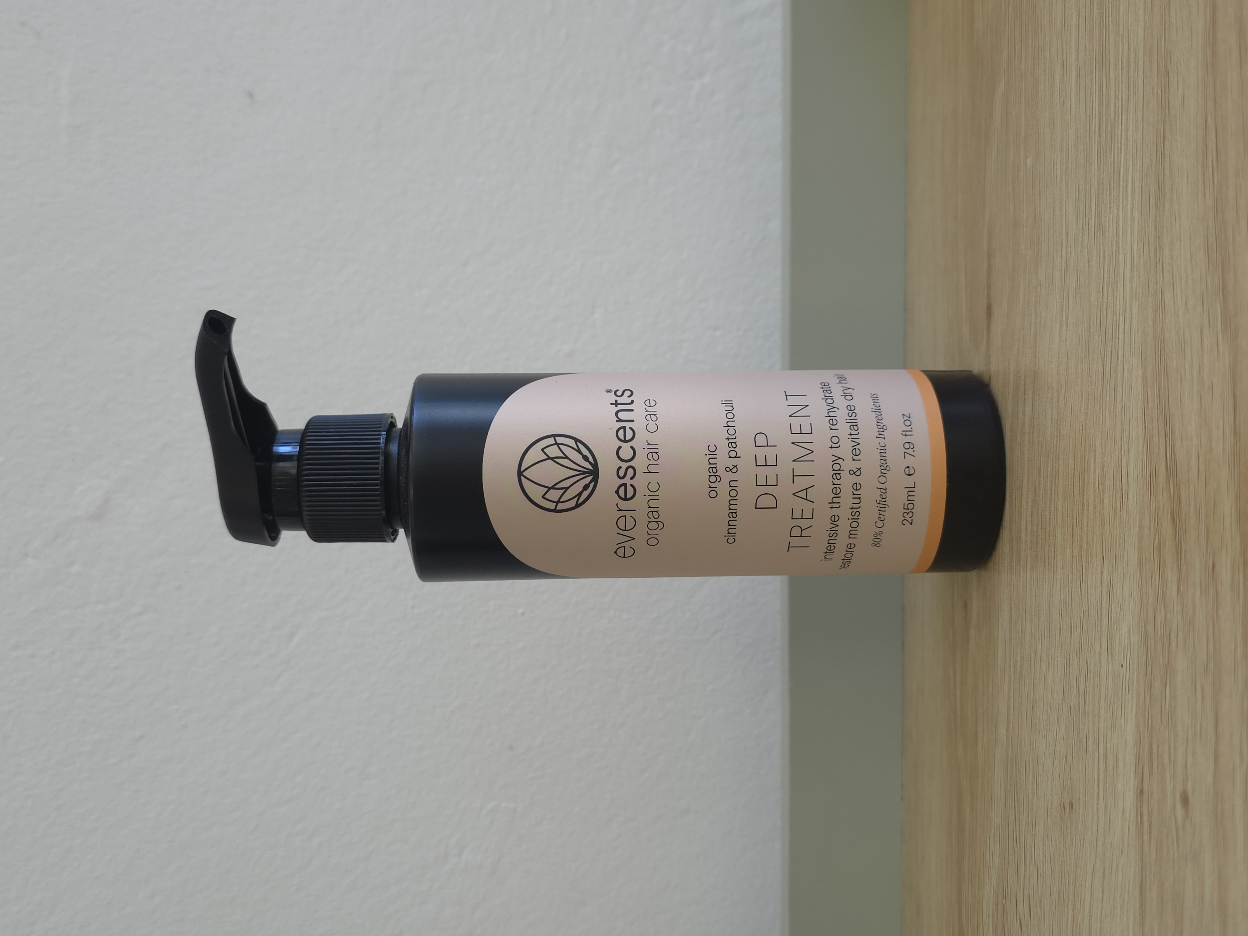 Everescents Deep Treatment 235mL