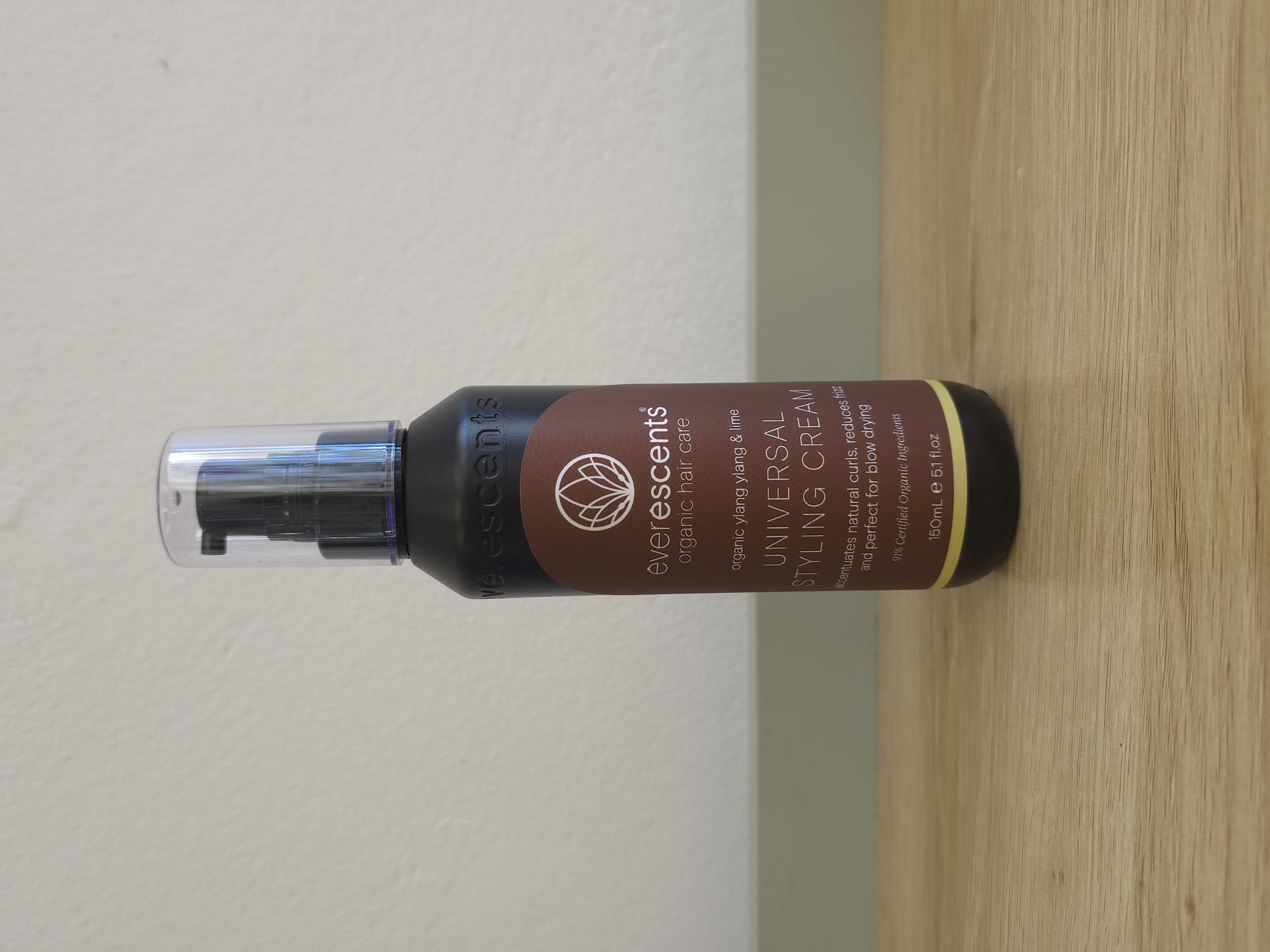 Everescents Universal Styling Cream 150mL