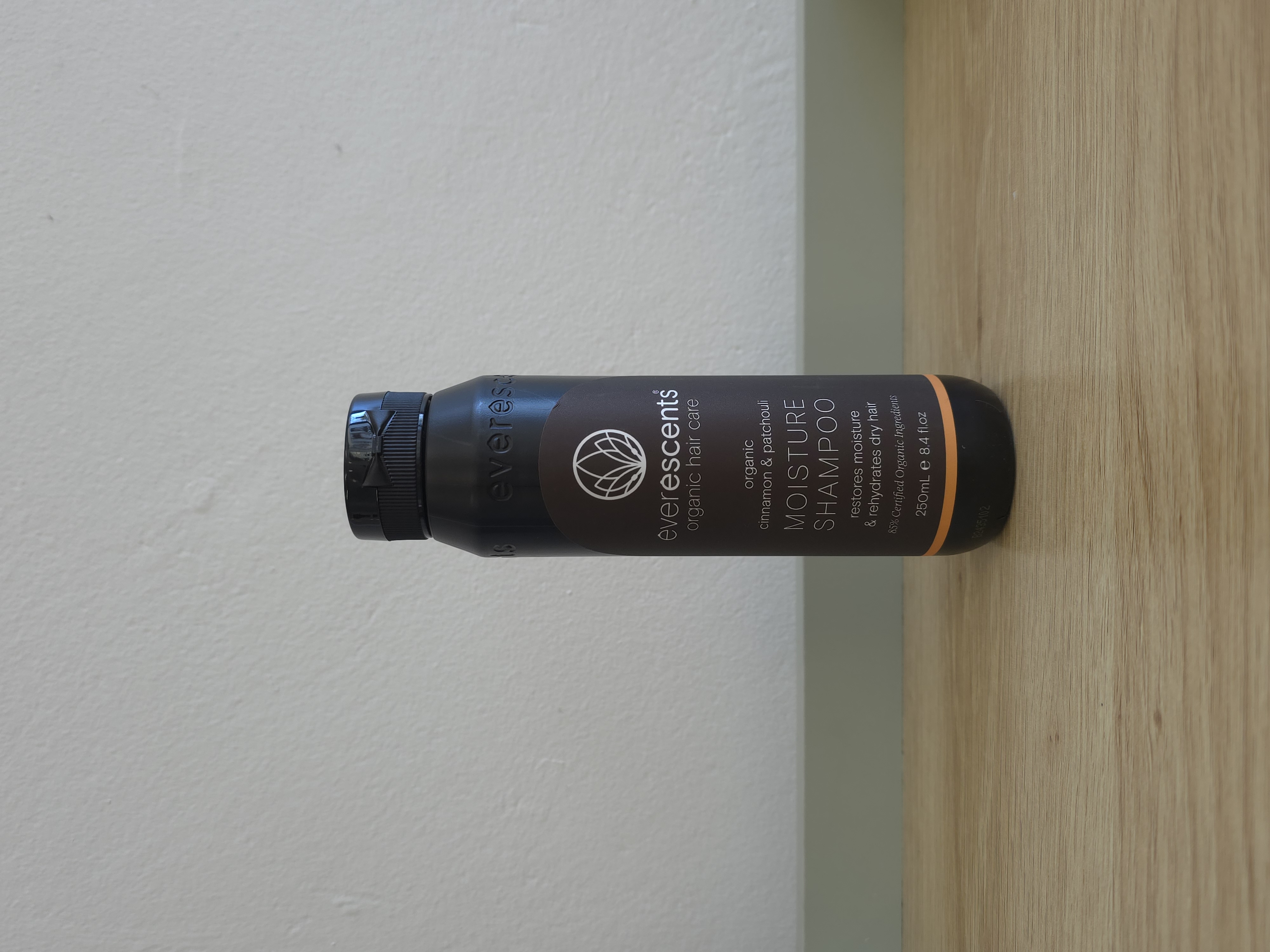 Everescents Moisture shampoo 250mL