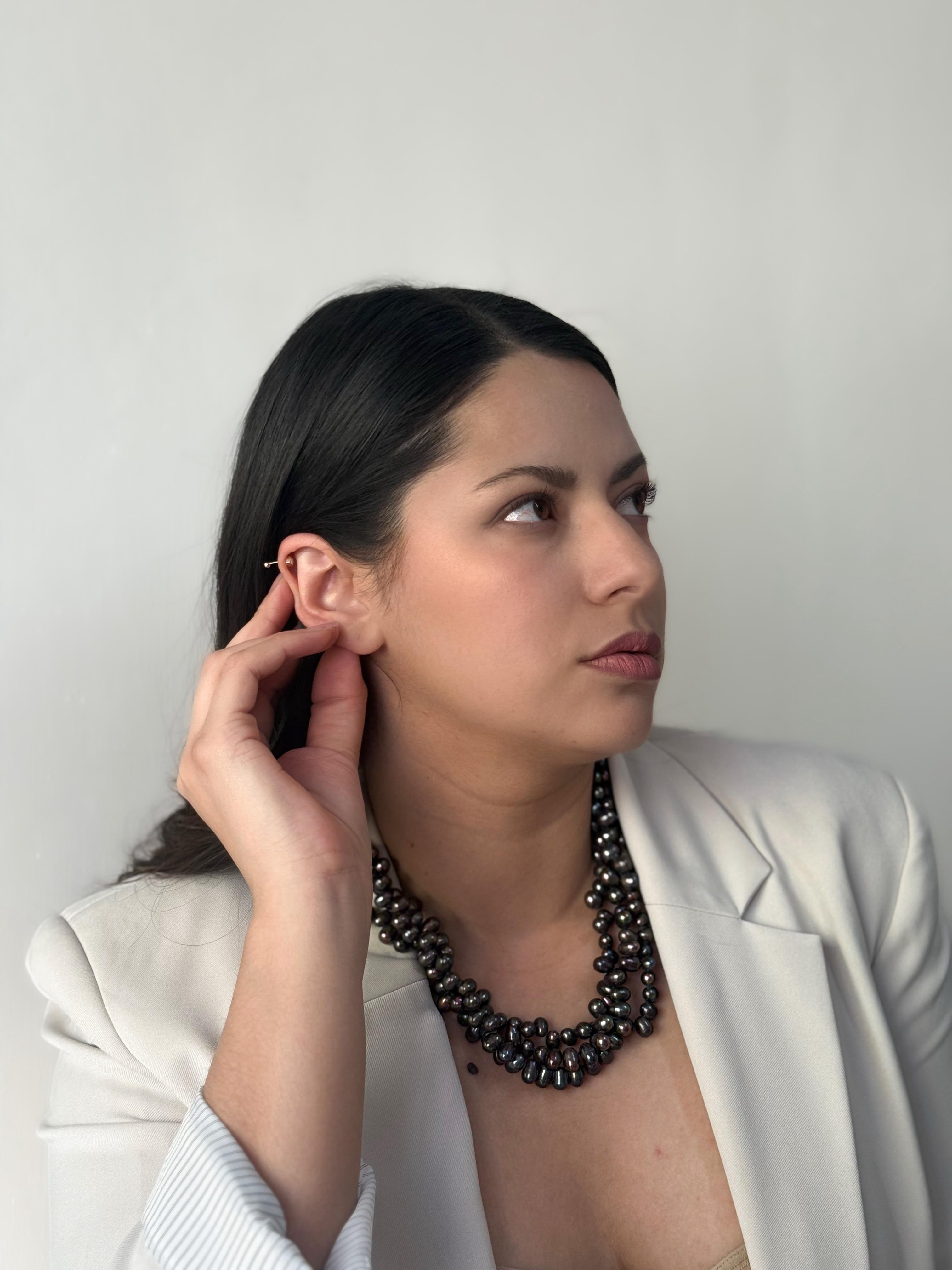 Collar de perlas negras
