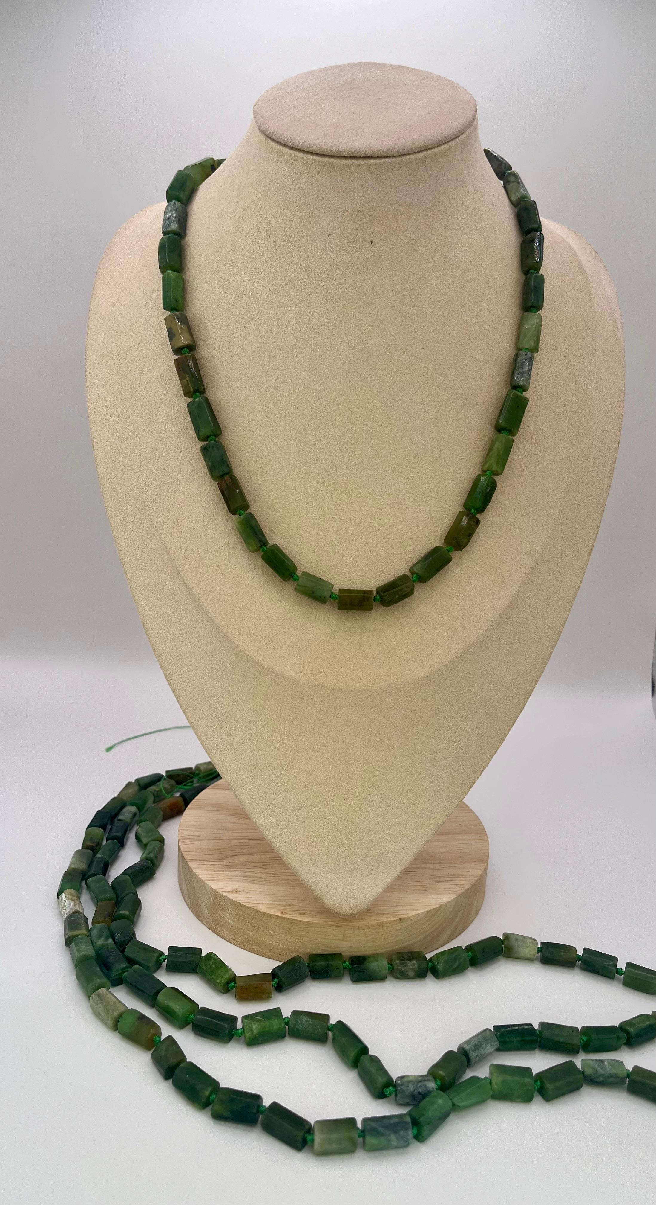 Hilo de jade nefrita 7x11mm