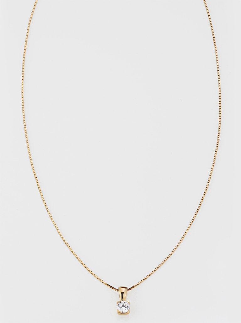 Goldene Halskette mit Anhänger