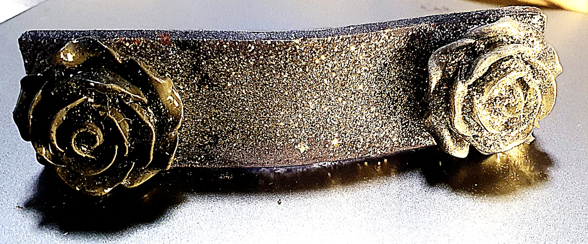 Pince à cheveux argenté anthracite