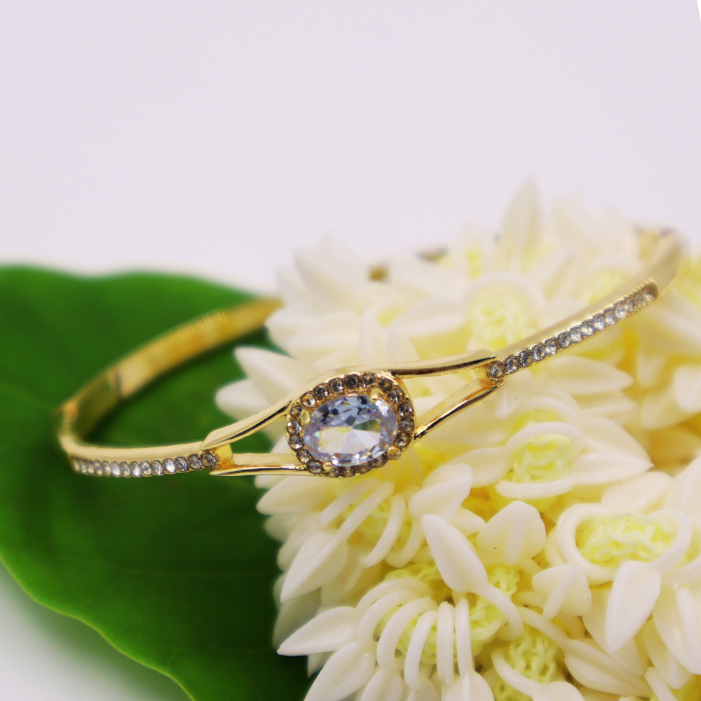 Elegant Simple Style Zircon Bracelet (Free Size)