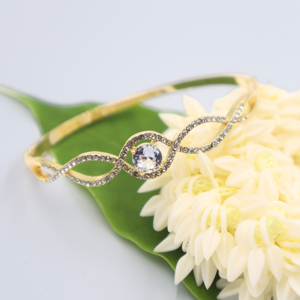 Elegant Gold Plated Anti-Tarnish Zircon Bracelet (Free Size)