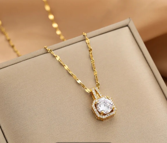 Gold Plated Stylish Zircon Solitaire Pendant Necklace Chain For Women and Girls